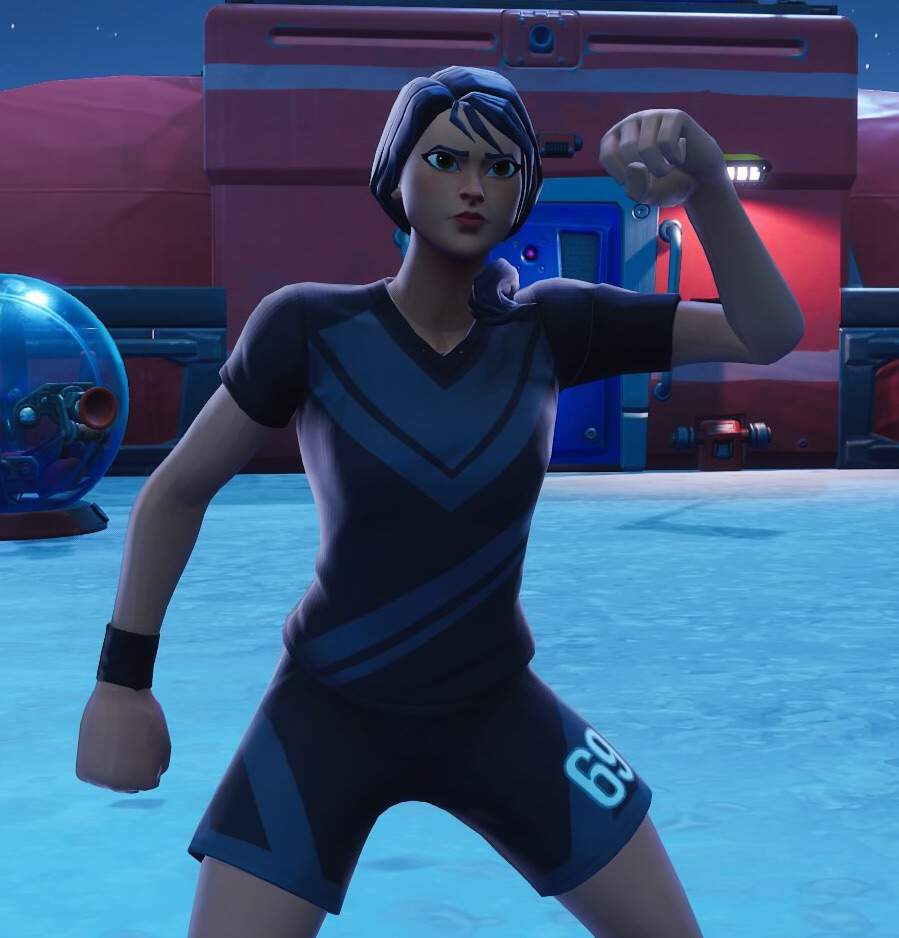 Clinical Crosser Fortnite Wallpapers