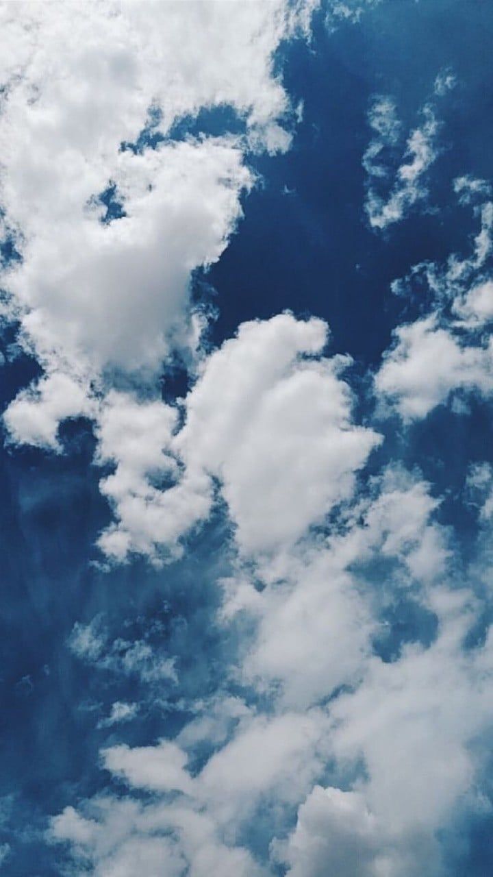 Clouds Aesthetic Wallpapers