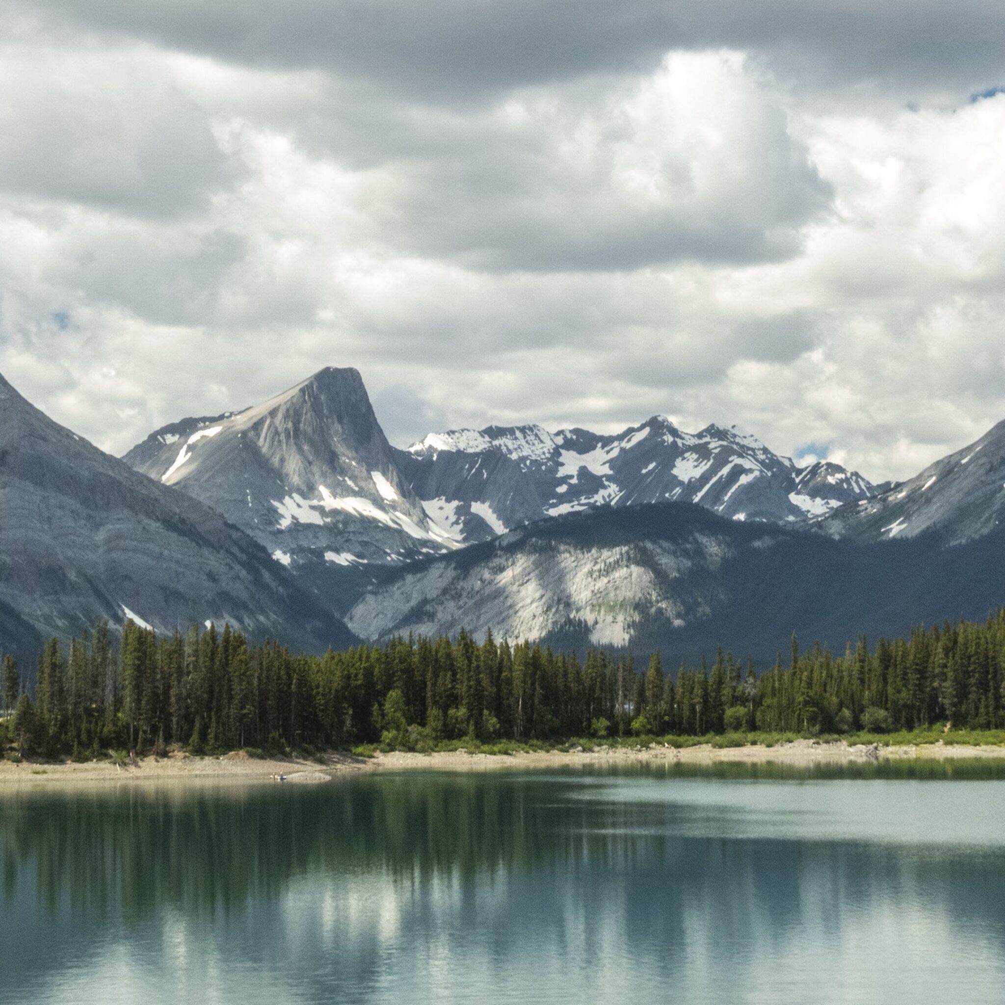 Cloudy Forest Mountains And Lake Wallpapers