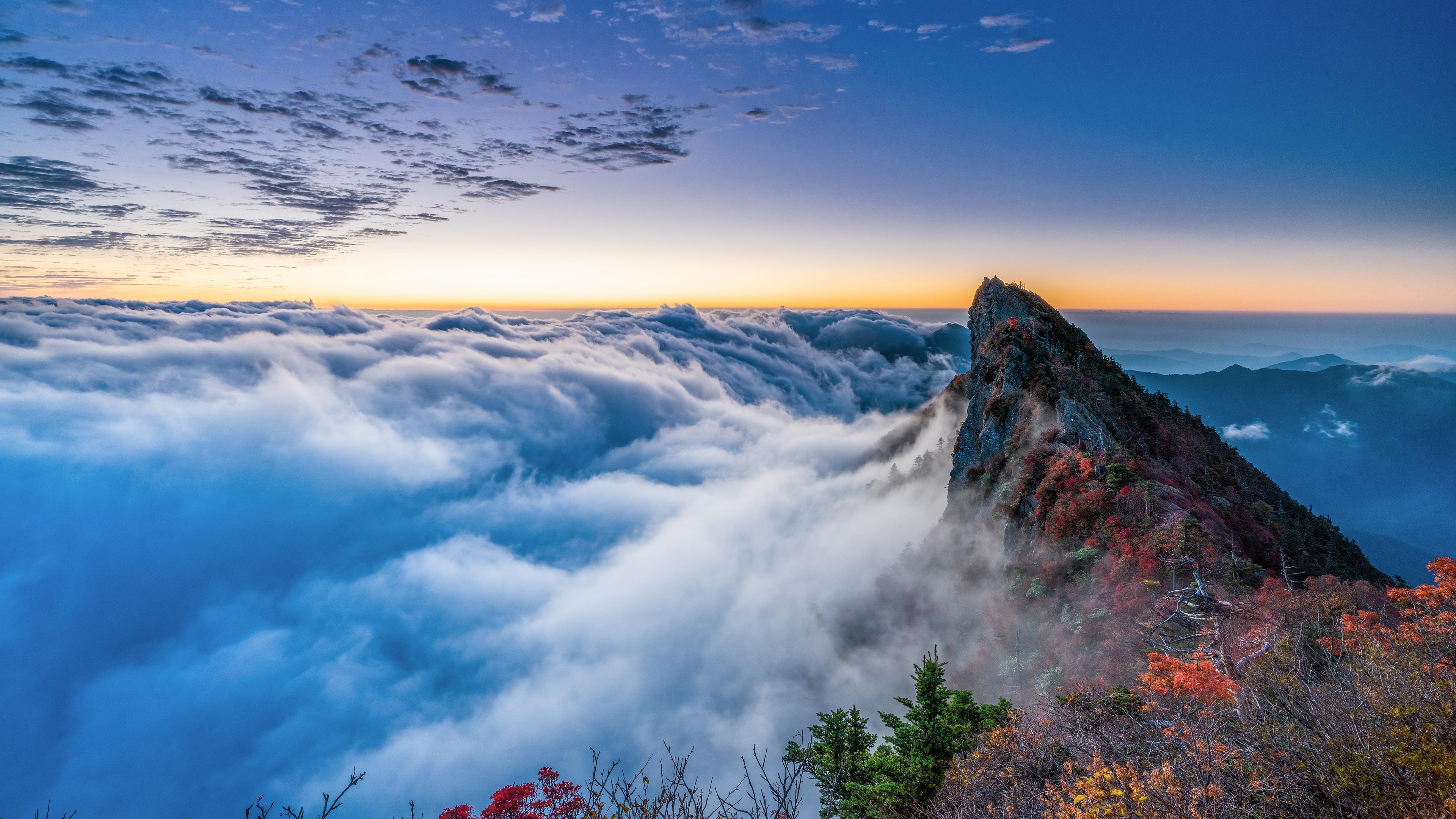 Cloudy Mountain Peak Wallpapers