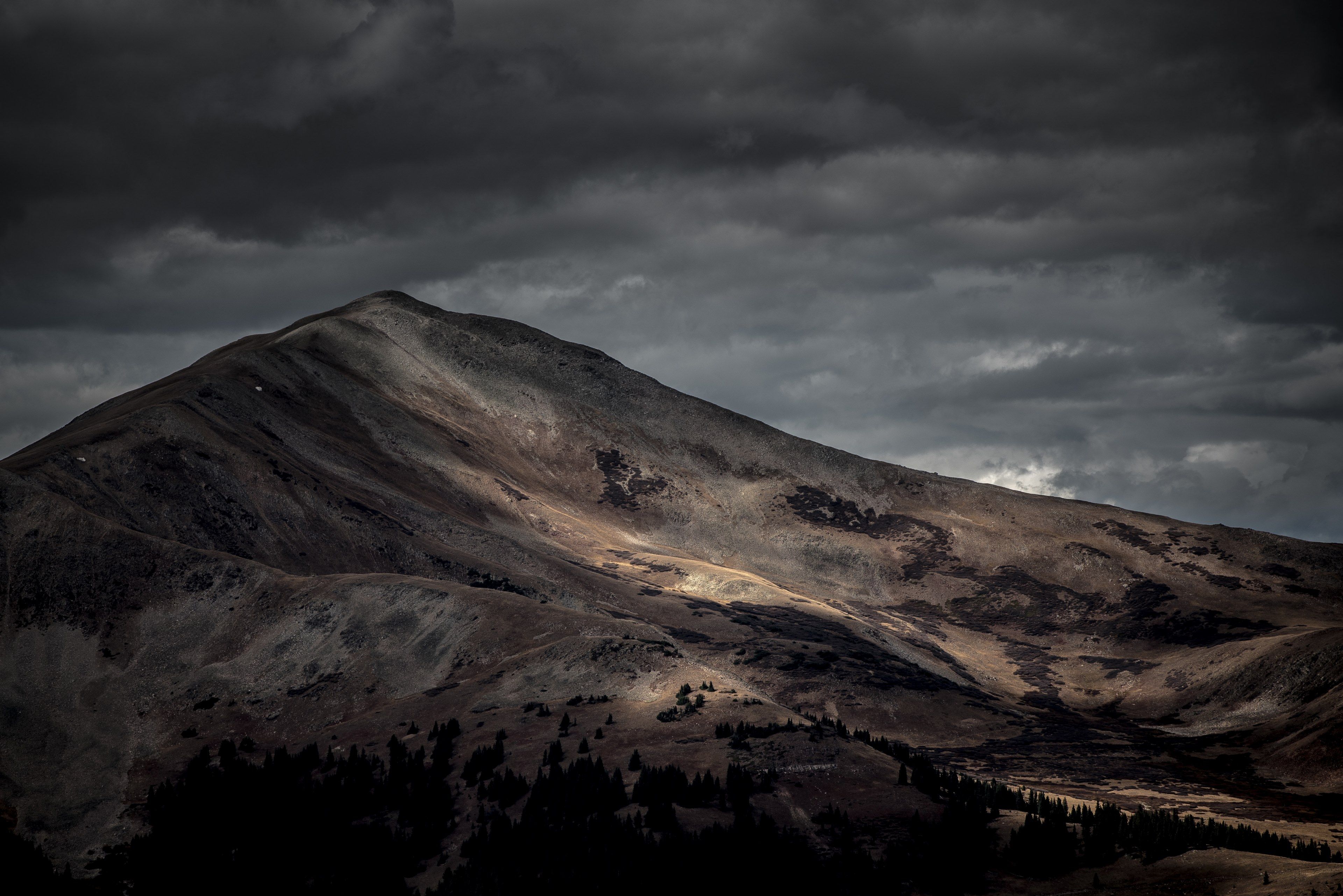 Cloudy Mountain Peak Wallpapers