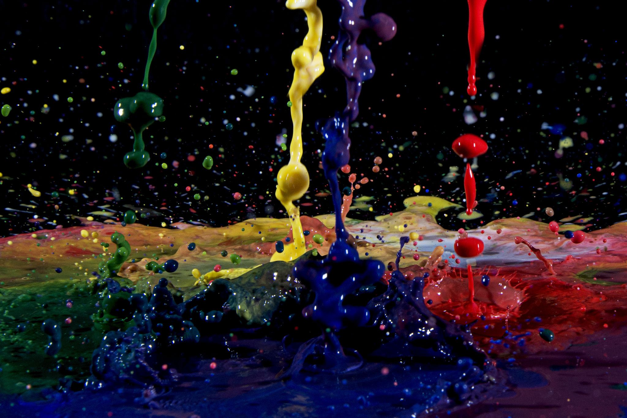 Color Drops Wallpapers