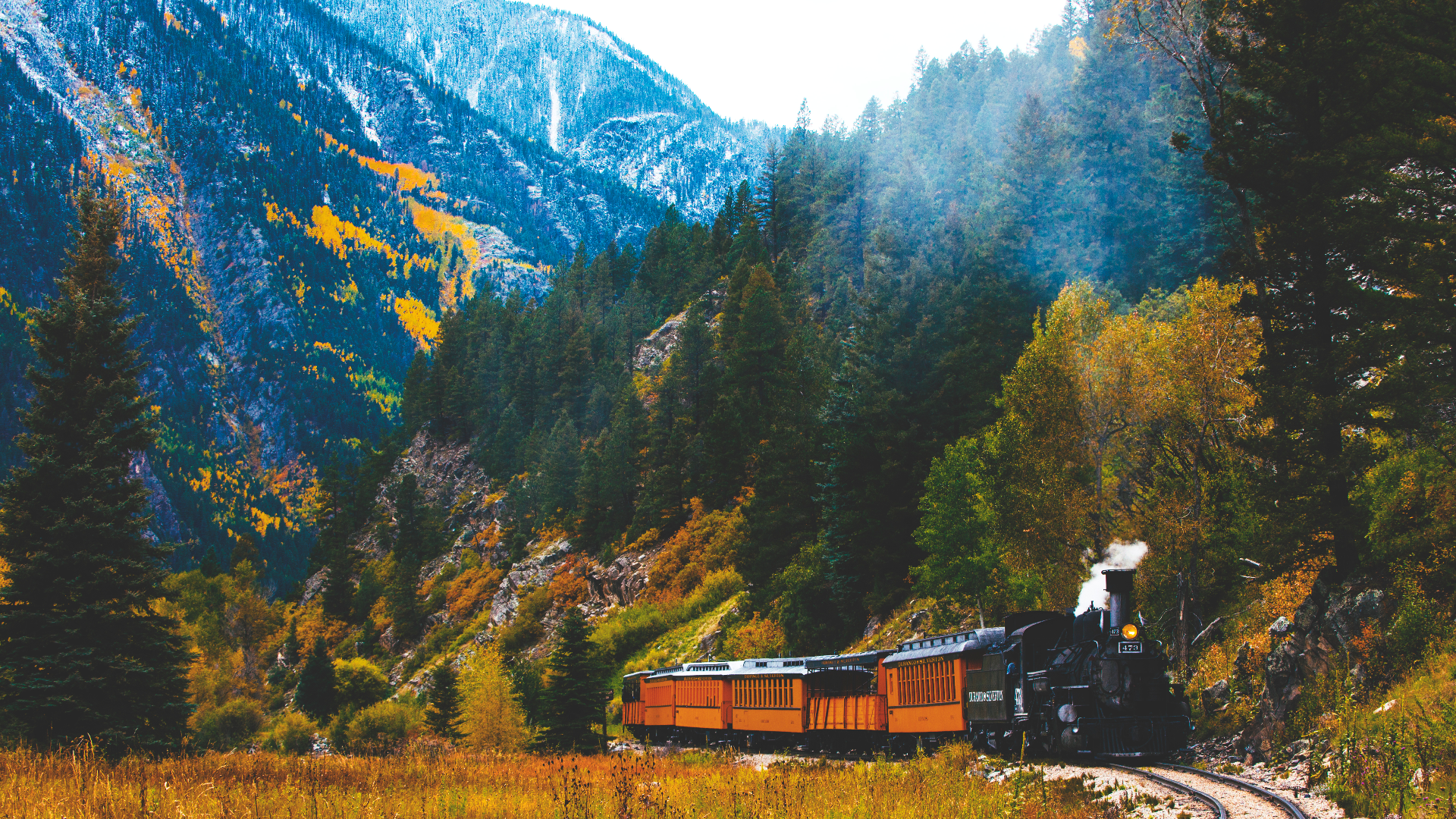 Colorado Mountains Background