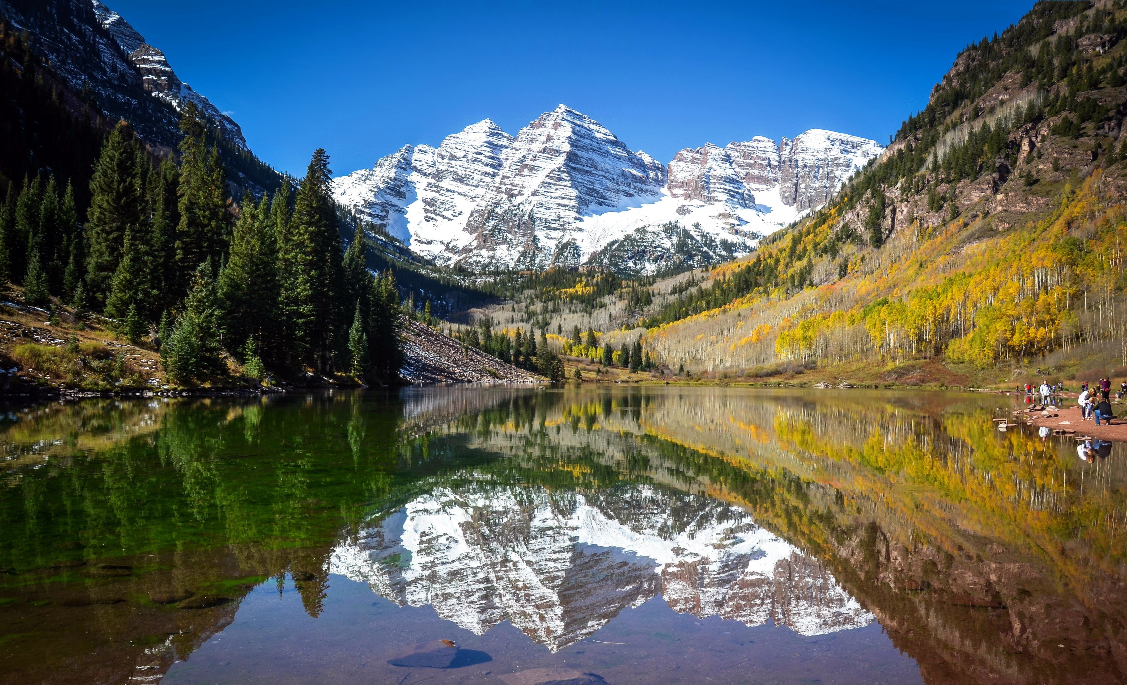 Colorado Mountains Background