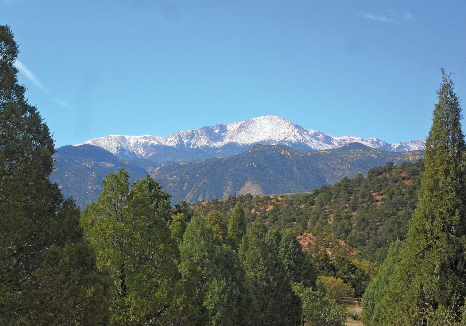 Colorado Mountains Background