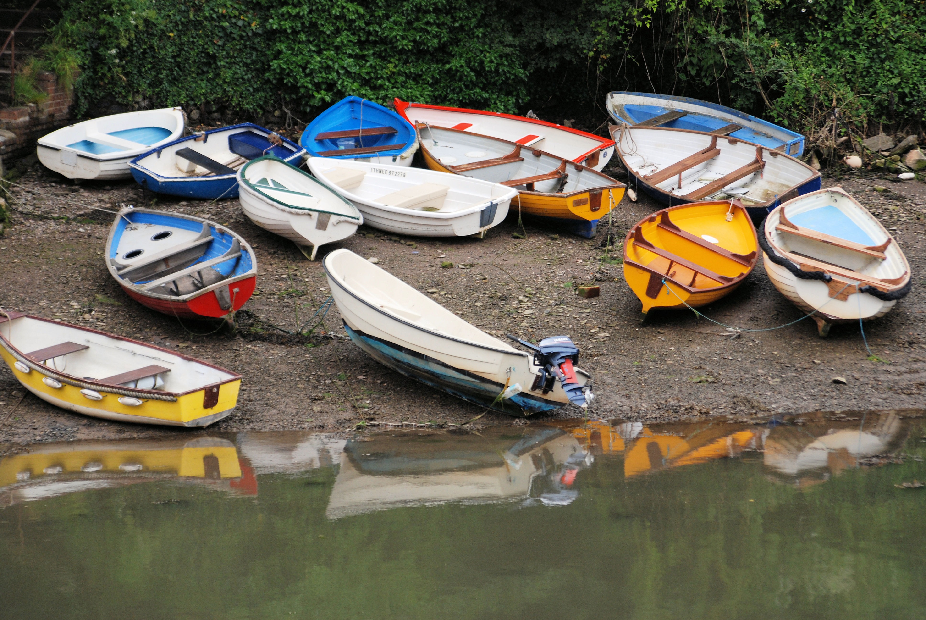 Colorful Kayak Boats Wallpapers