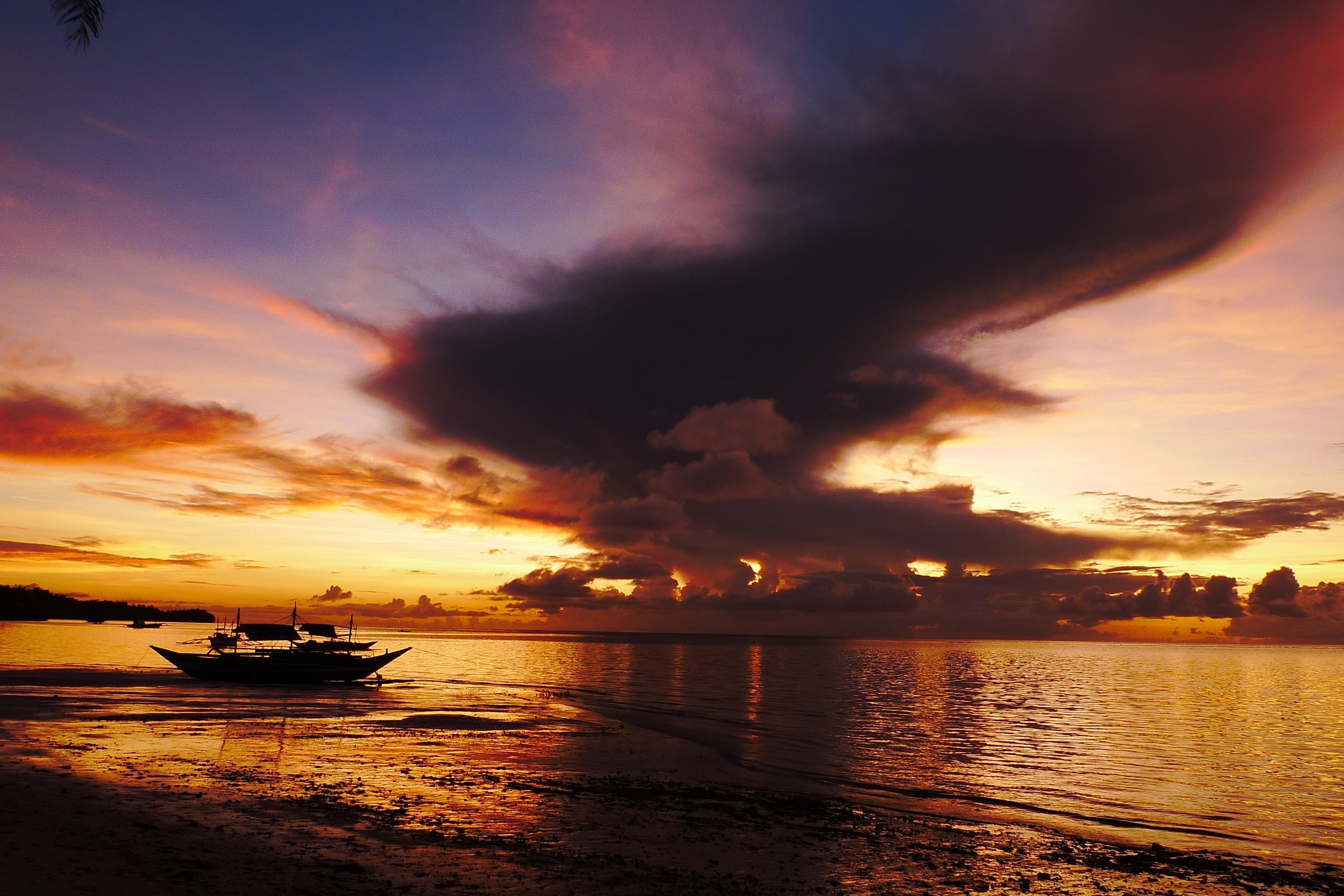 Colorful Sea Sky Clouds Wallpapers