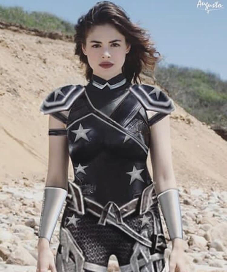 Conor Leslie As Donna Troy Wallpapers