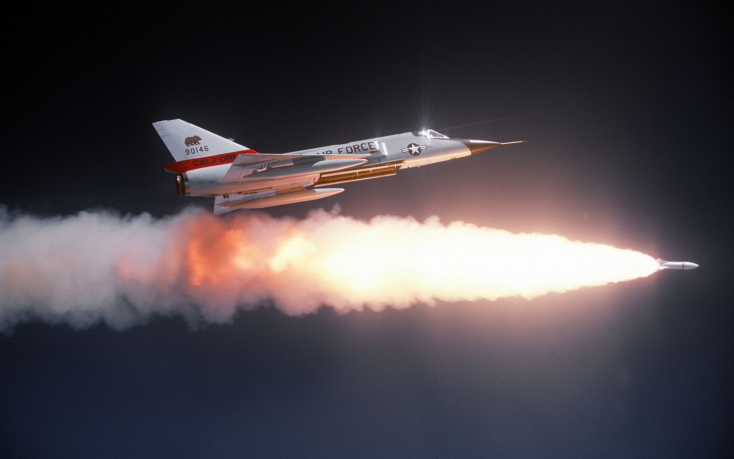 Convair F-106 Delta Dart Wallpapers