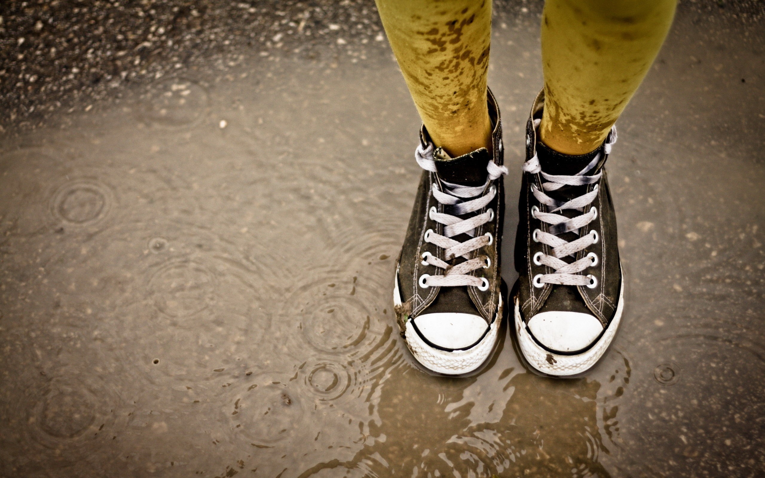 Converse Shoes Wallpapers