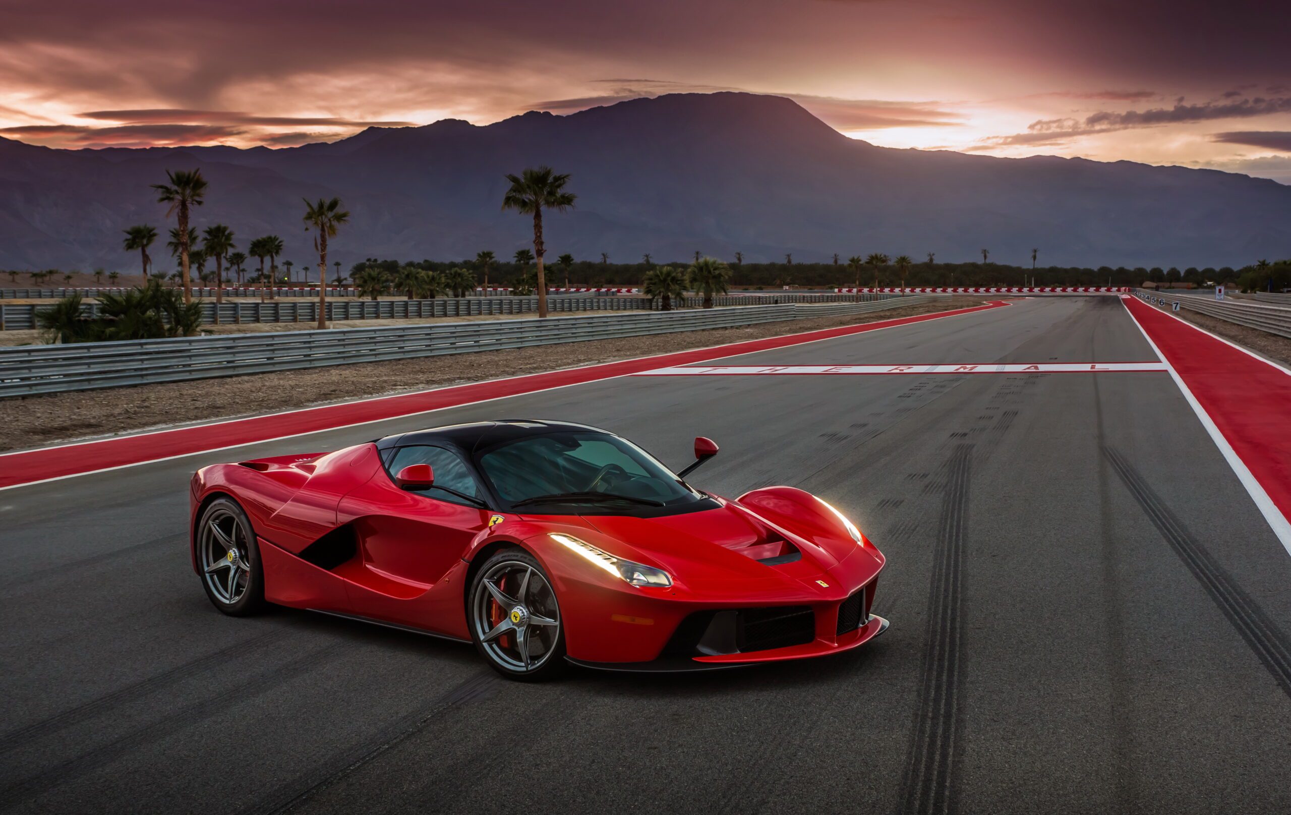 Cool Ferrari Wallpapers