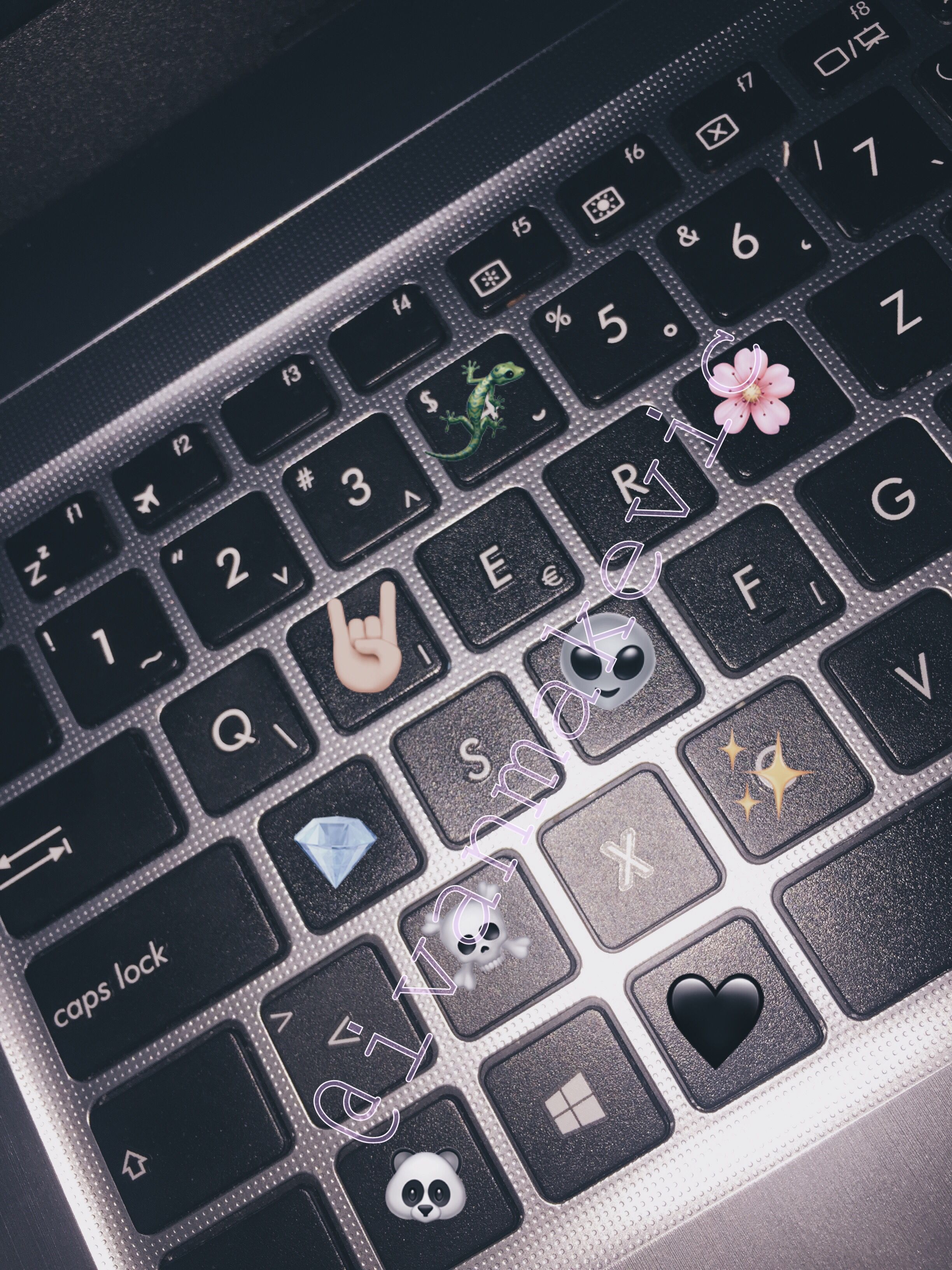 Cool Keyboard Backgrounds