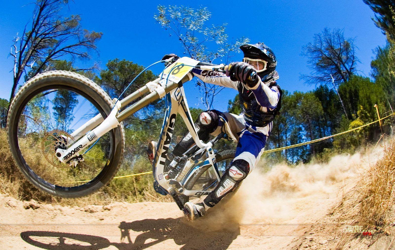 Cool Mountain Biking Wallpapers