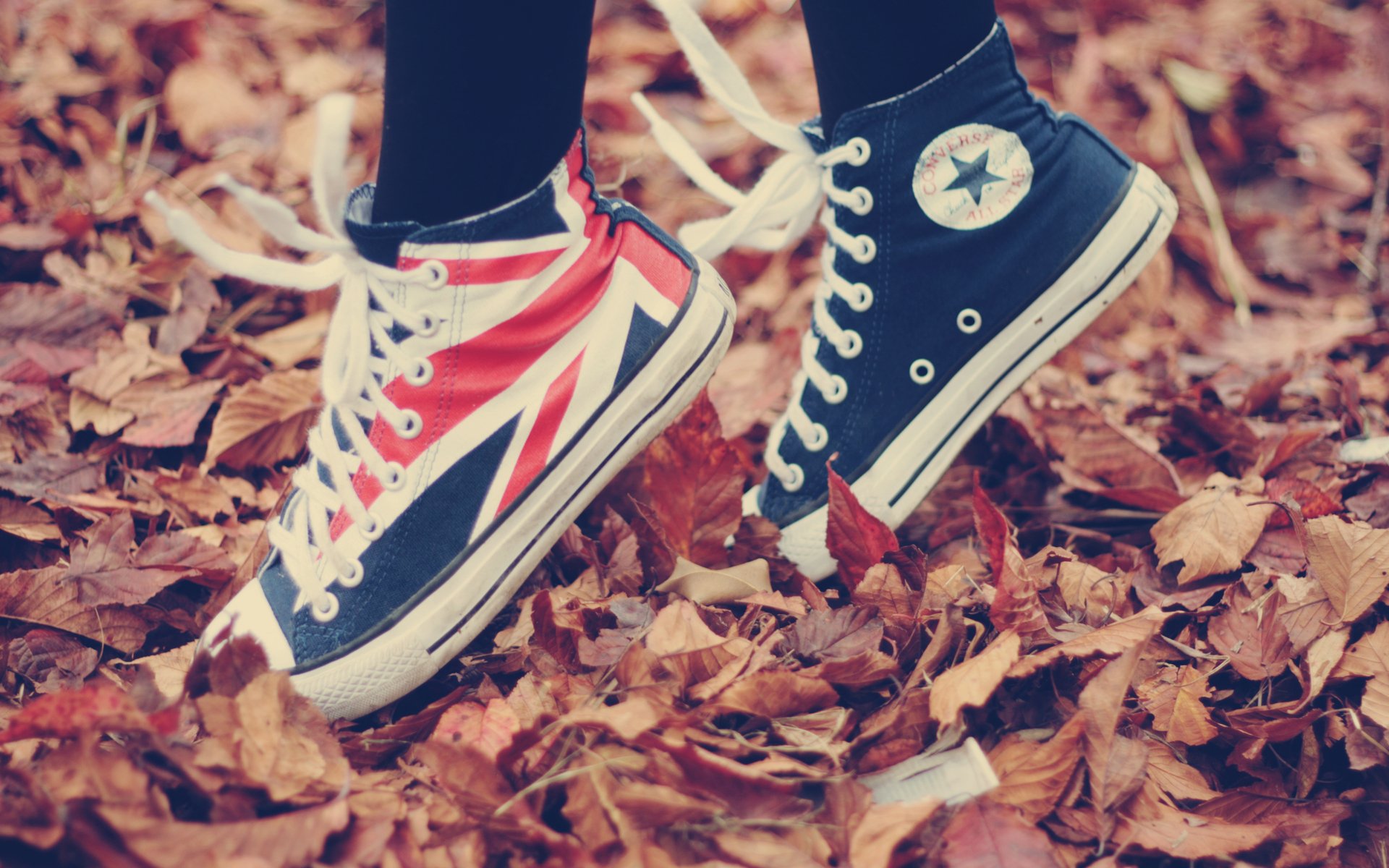 Cool Sneakers Wallpapers