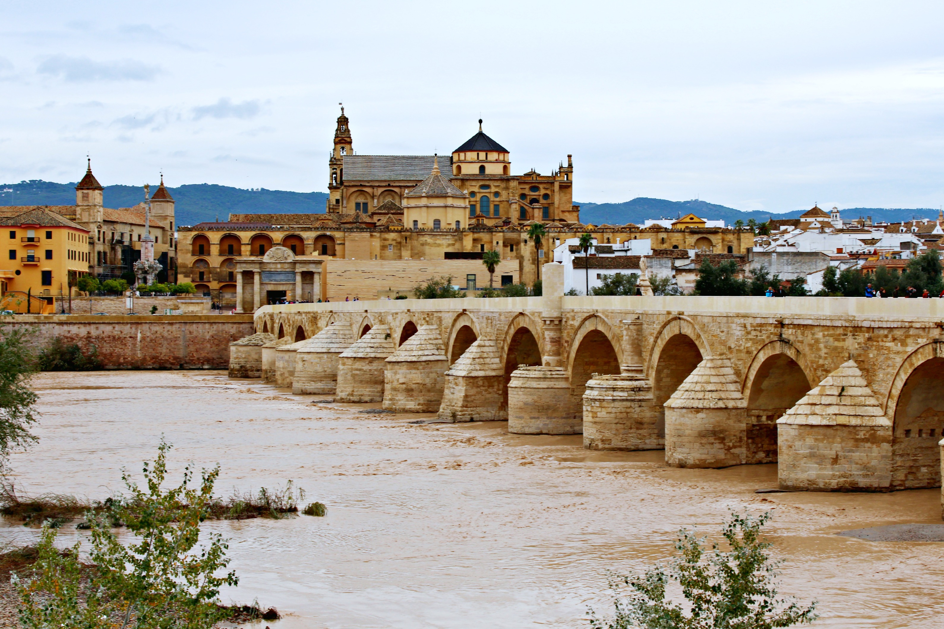 Cordoba Bridge Wallpapers