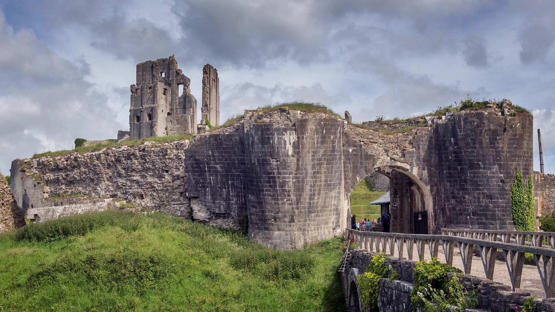 Corfe Castle Wallpapers