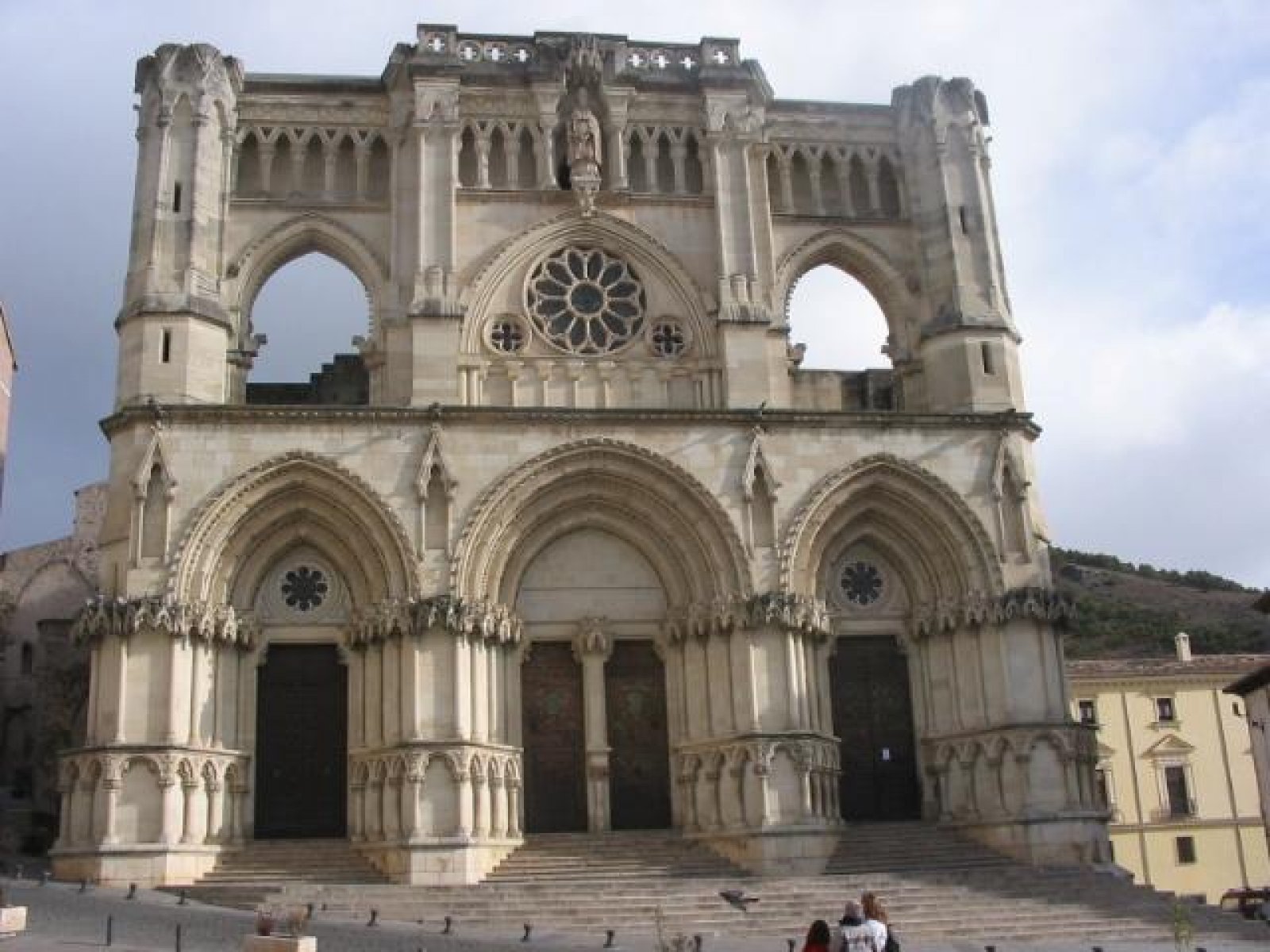 Cuenca Cathedral Wallpapers