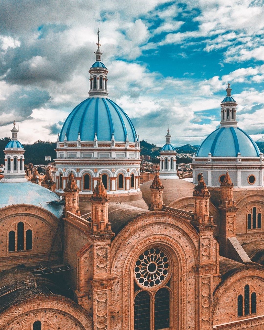 Cuenca Cathedral Wallpapers