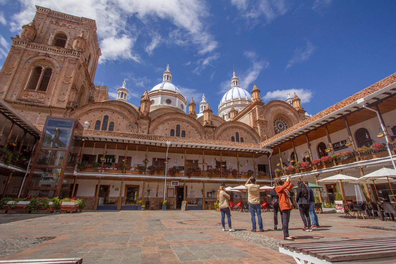 Cuenca Cathedral Wallpapers