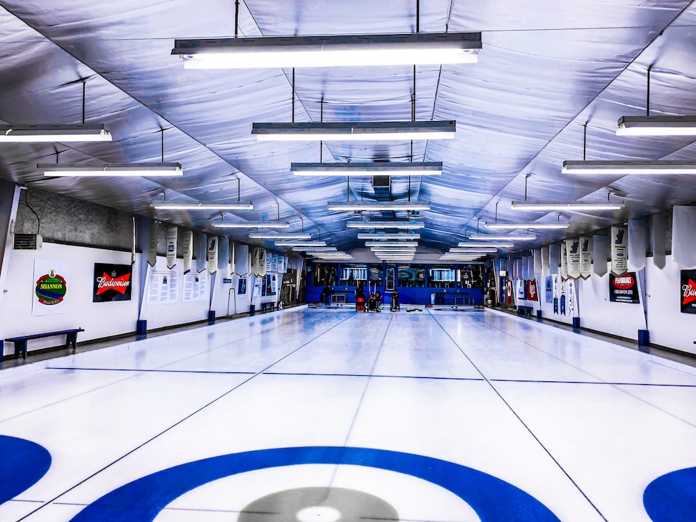 Curling Wallpapers