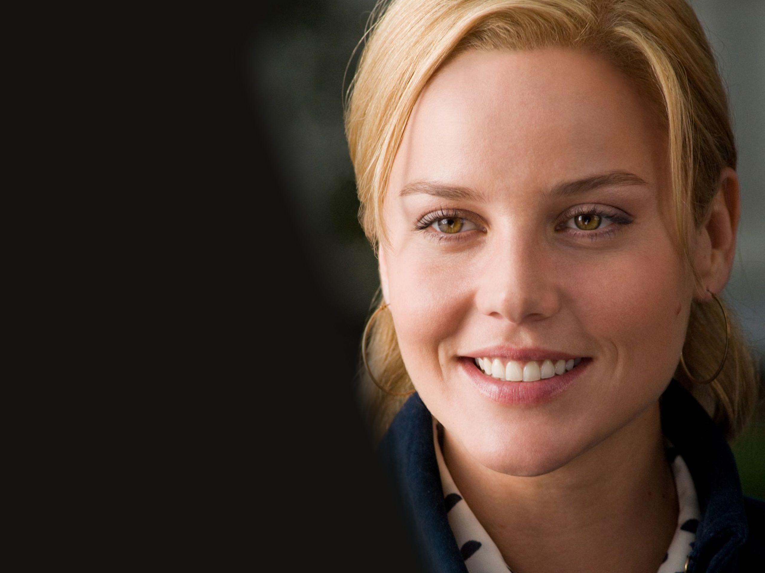 Cute Abbie Cornish Wallpapers