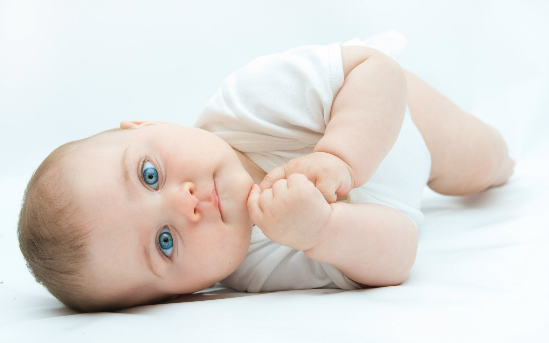 Cute Baby Boy Wallpapers