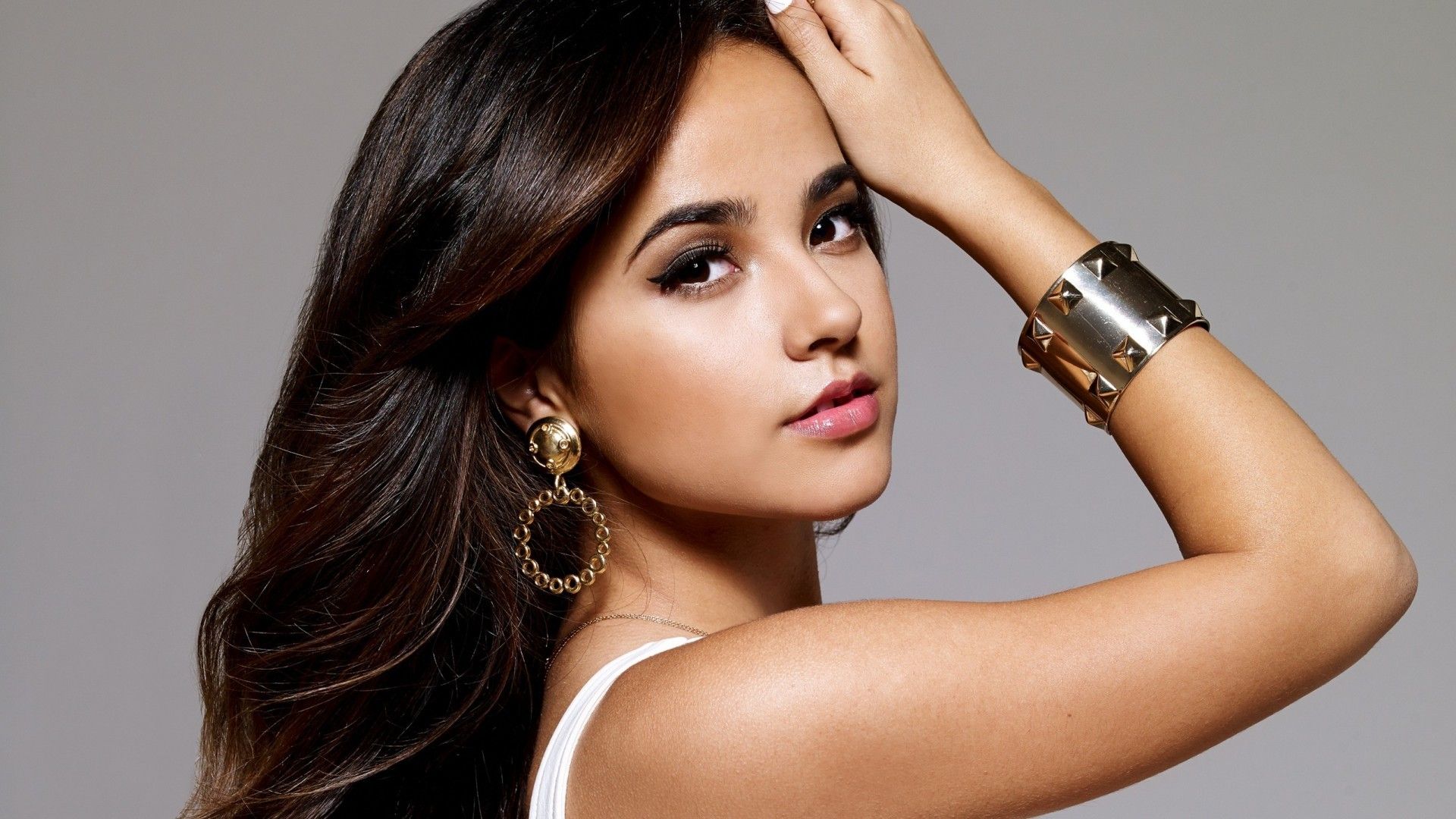 Cute Becky G Wallpapers