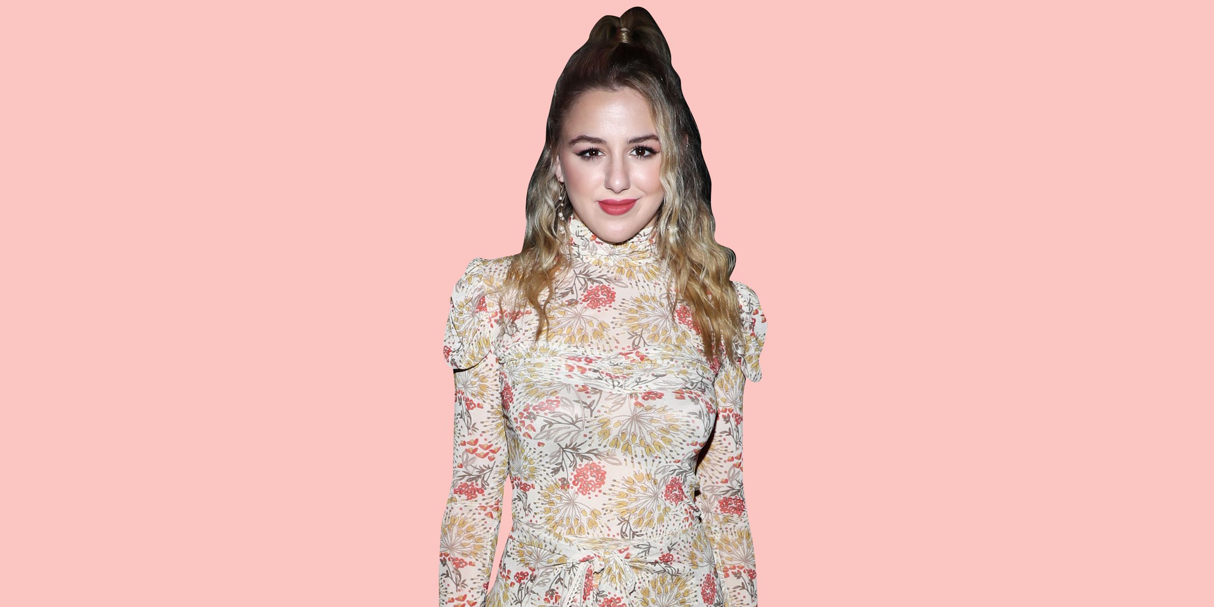 Cute Chloe Lukasiak in Black Wallpapers