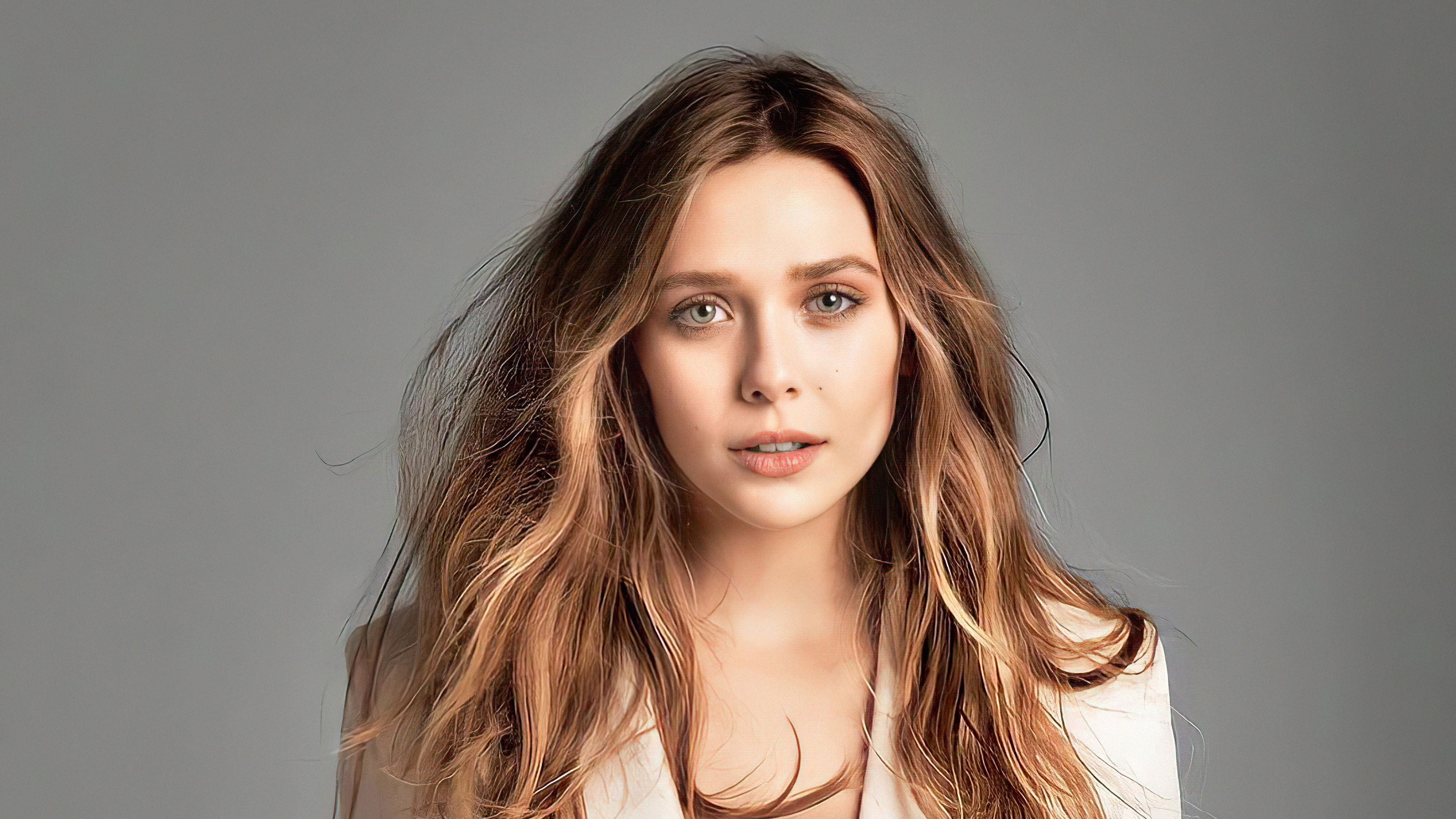 Cute Elizabeth Olsen 2021 Wallpapers