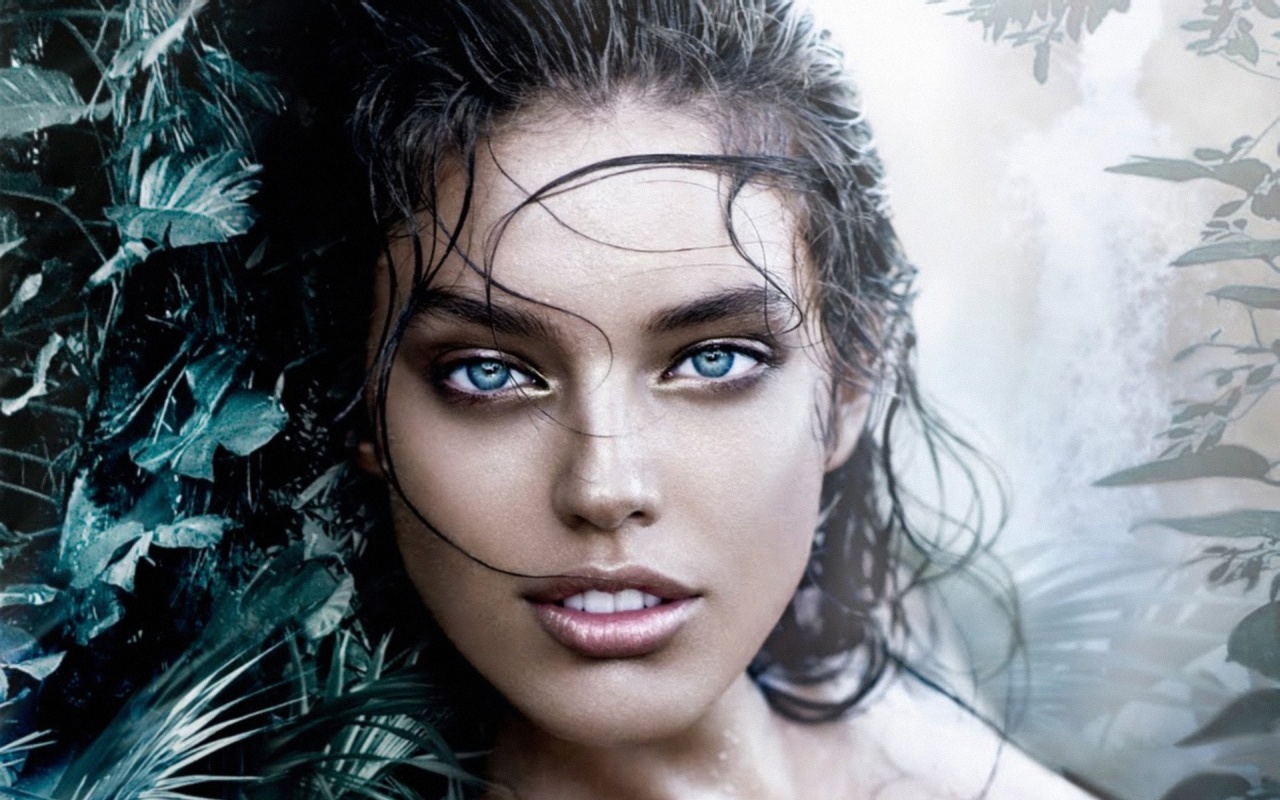 Cute Emily Didonato Wallpapers