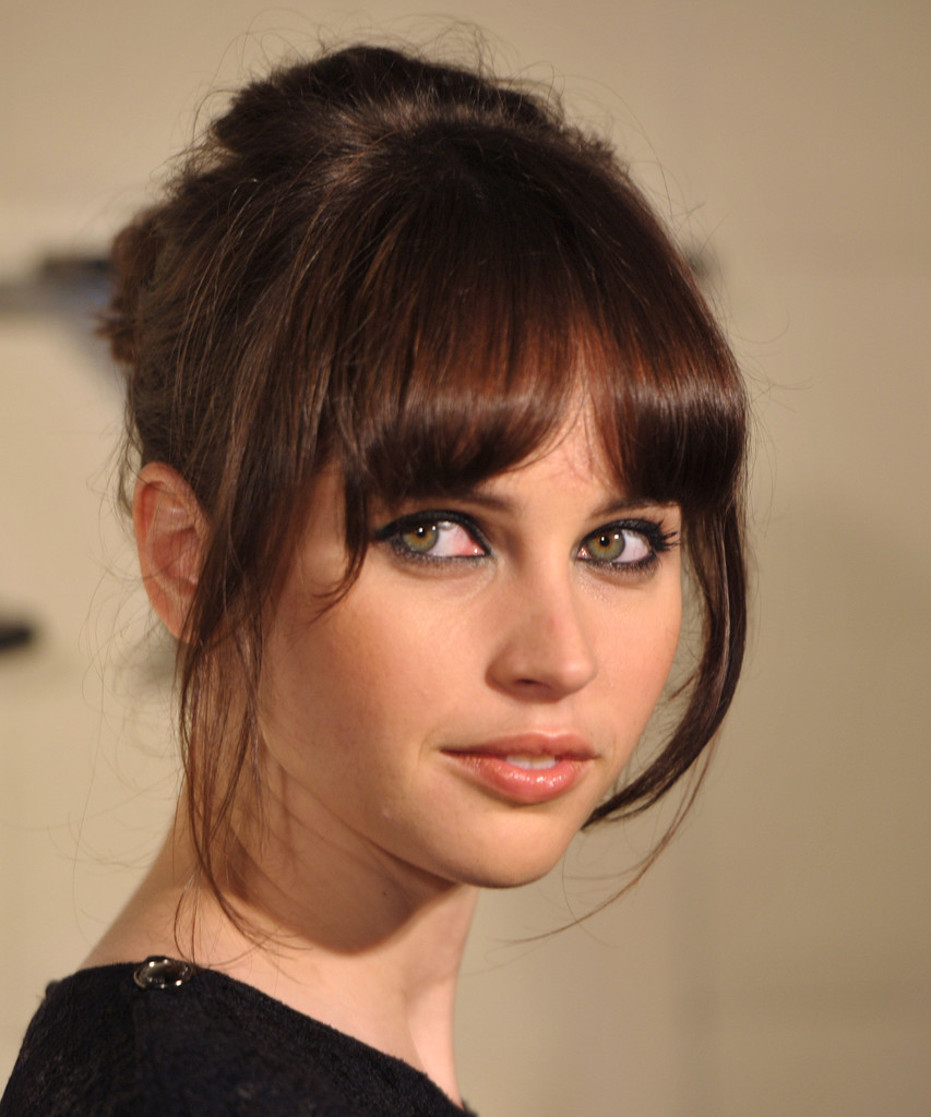 Cute Felicity Jones Wallpapers