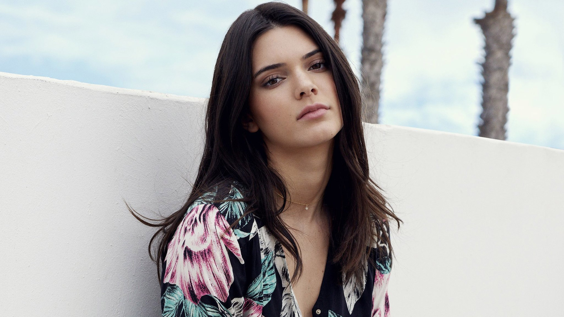 Cute Kendall Jenner Wallpapers