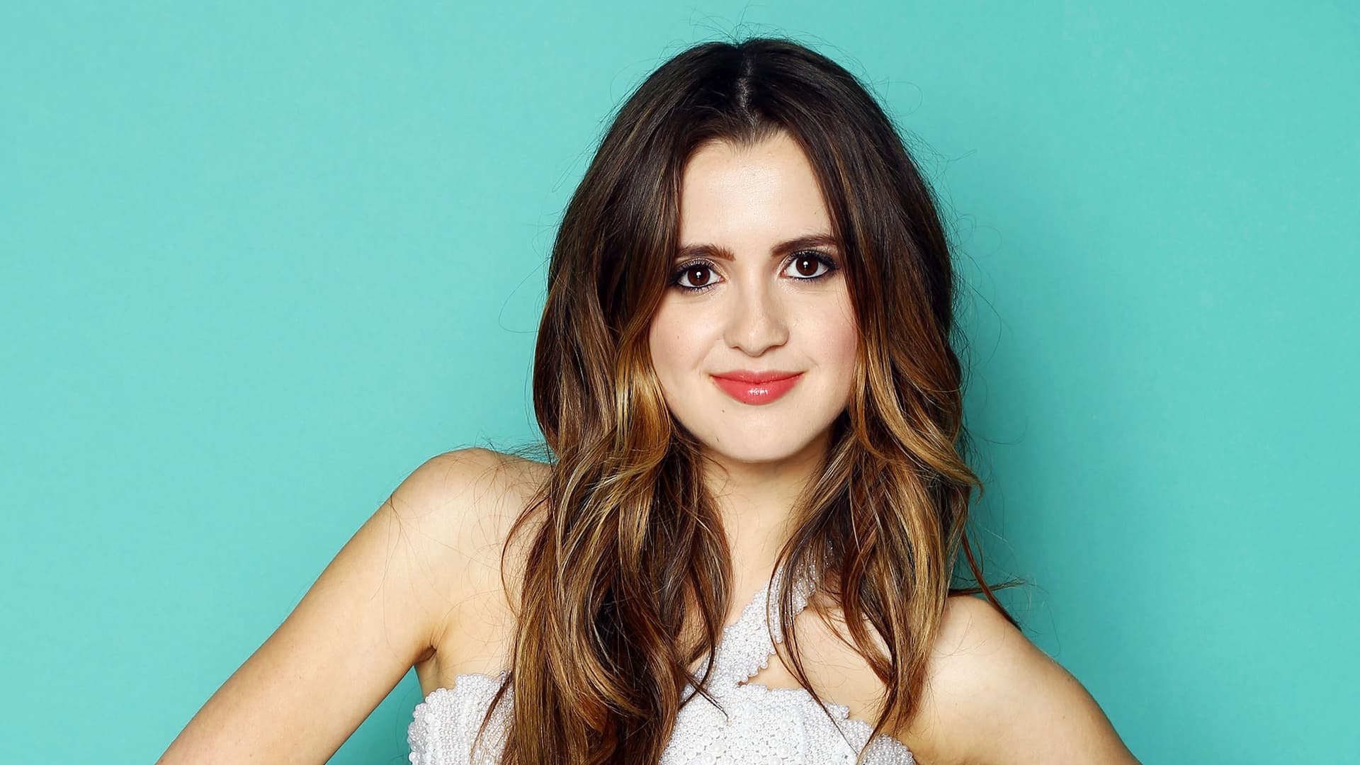 Cute Laura Marano Wallpapers