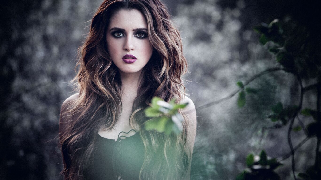 Cute Laura Marano Wallpapers