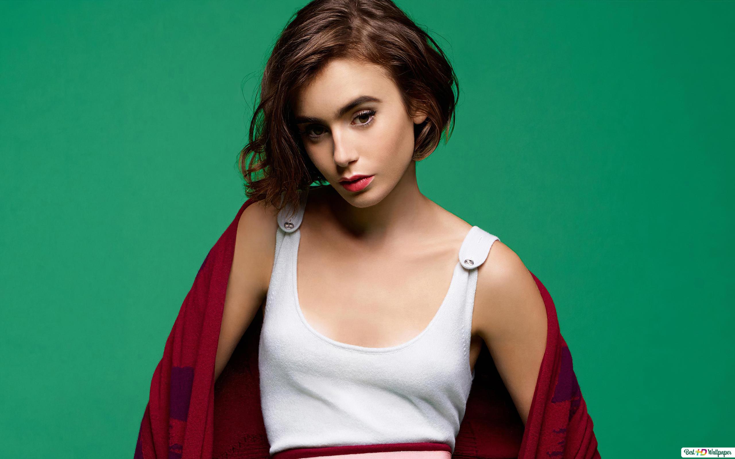 Cute Lily Collins Wallpapers