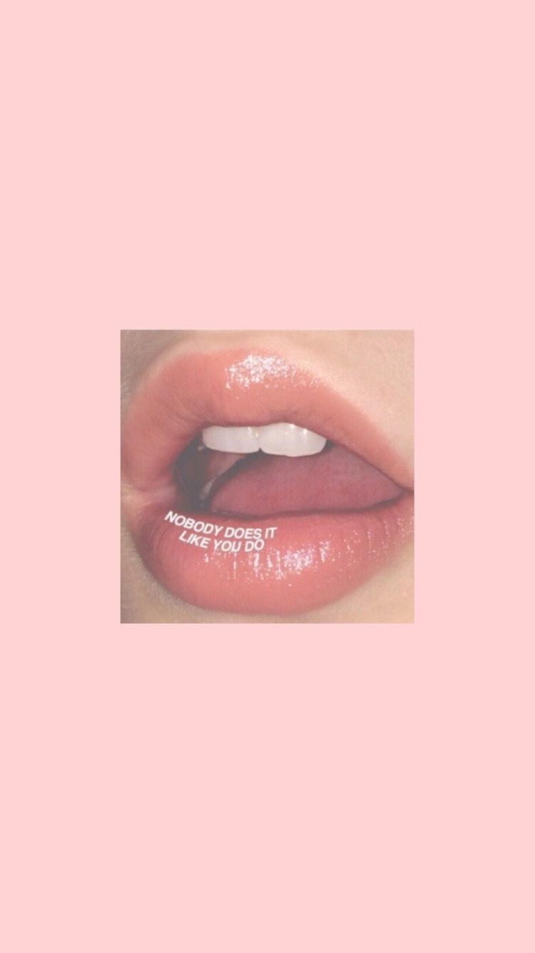 Cute Lips Wallpapers