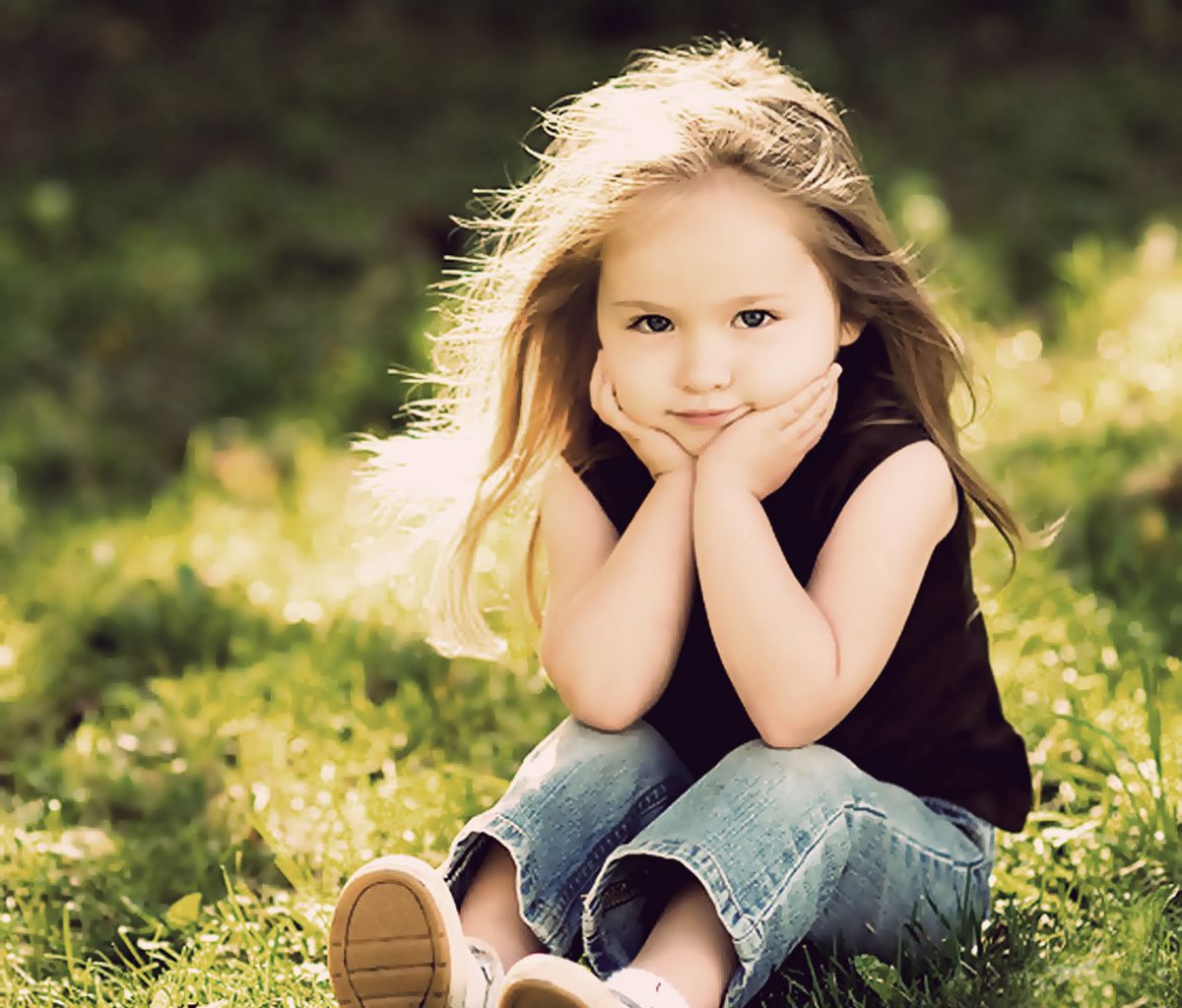 Cute Little Girl Wallpapers