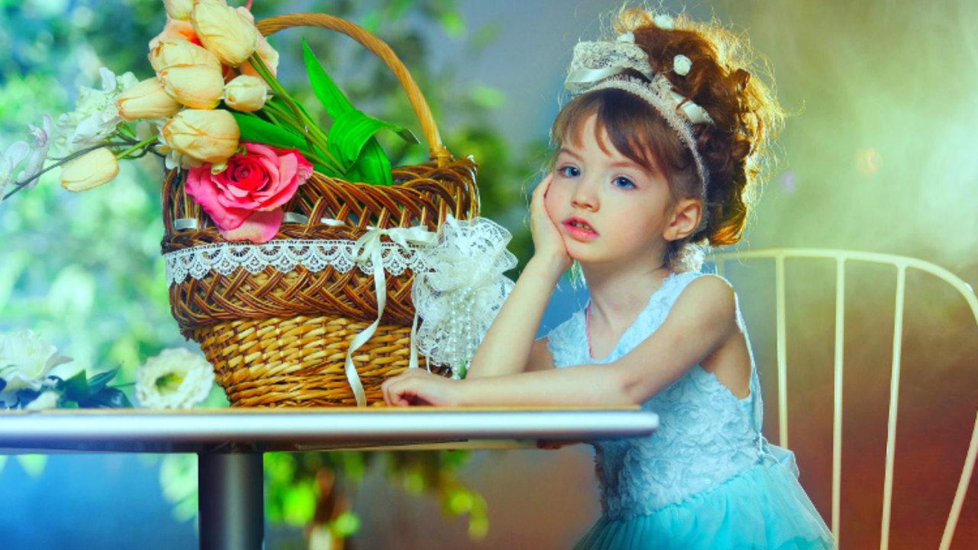 Cute Little Girls Wallpapers