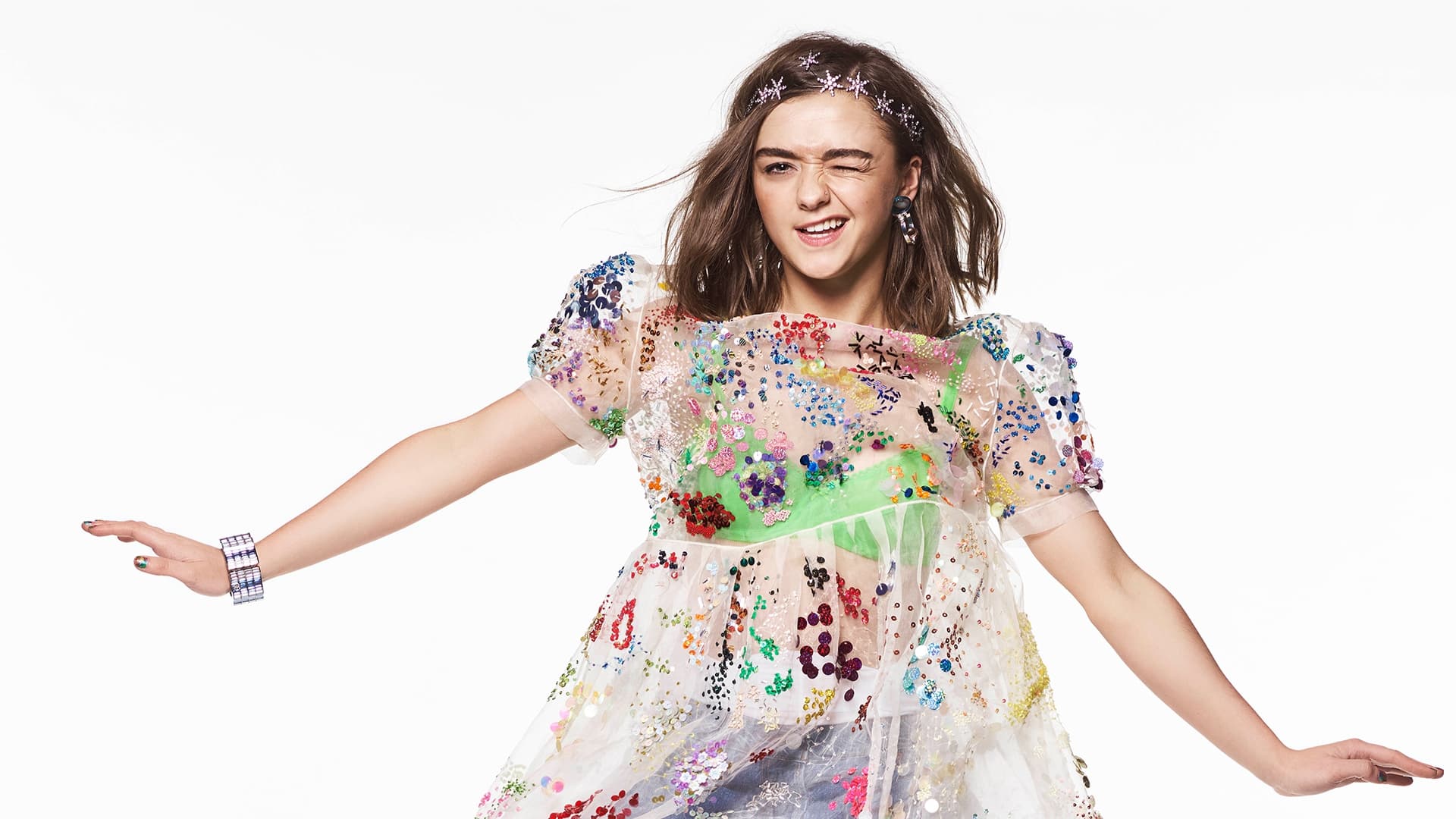 Cute Maisie Williams Wallpapers