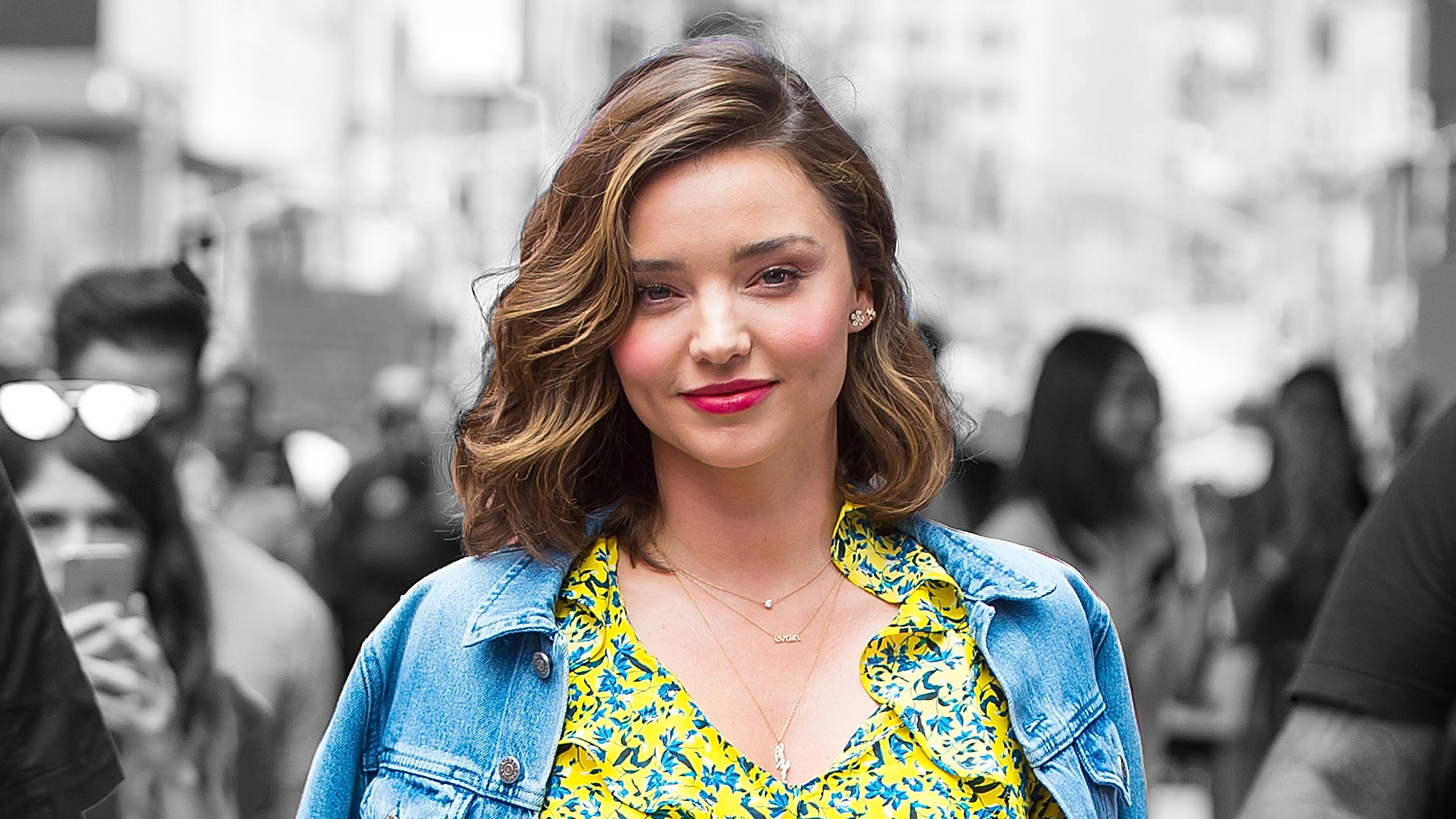 Cute Miranda Kerr Smiling Wallpapers