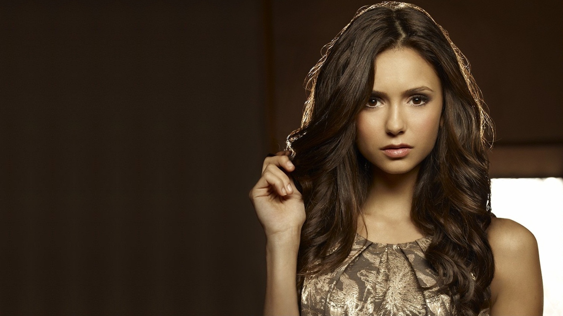 Cute Nina Dobrev Wallpapers