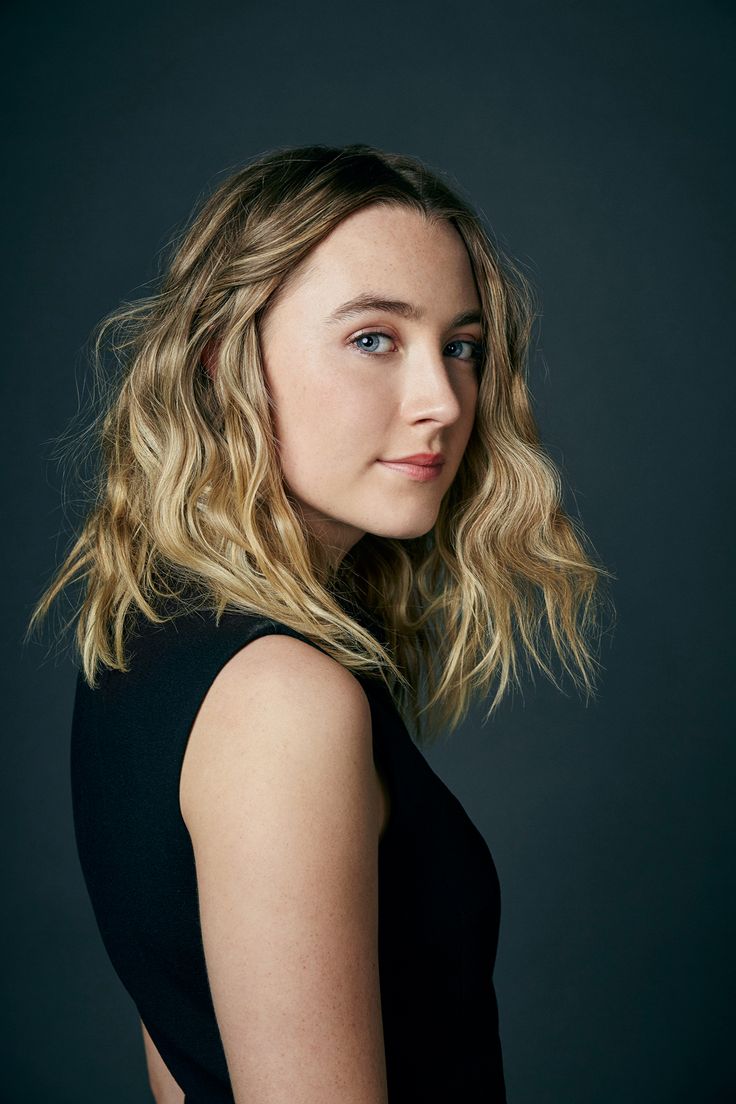 Cute Saoirse Ronan Wallpapers