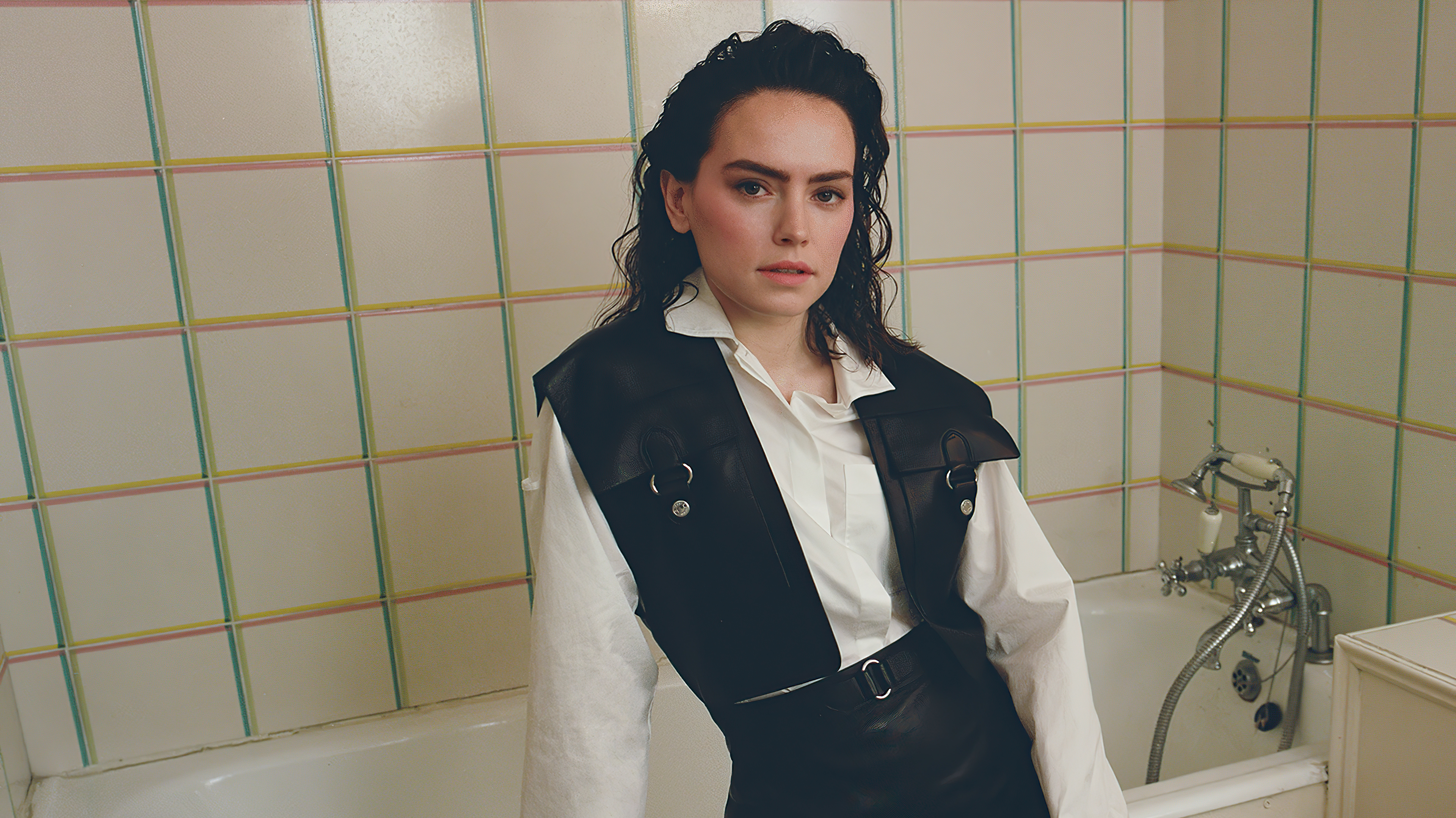 Daisy Ridley New 2021 Wallpapers