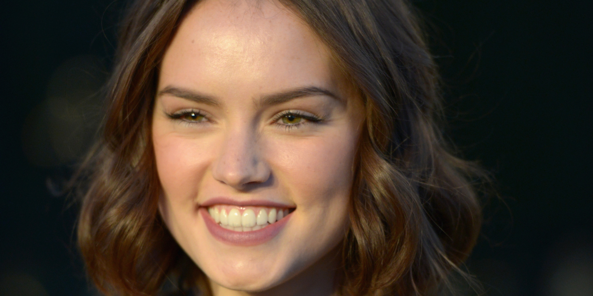 Daisy Ridley Smile Wallpapers