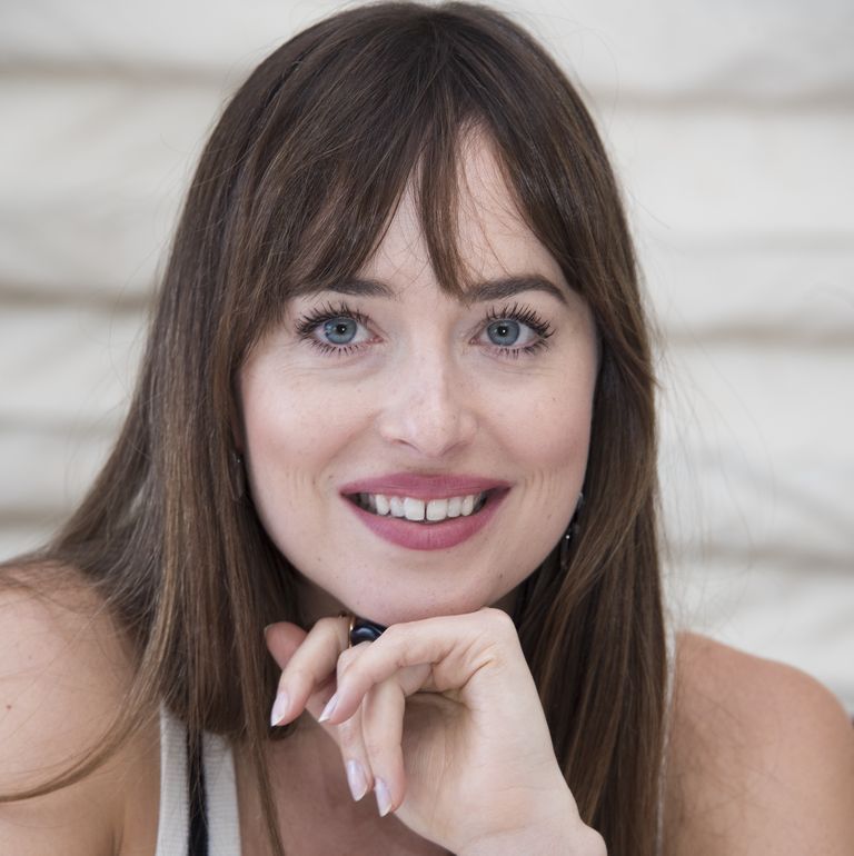 Dakota Johnson HD Beautiful 2021 Wallpapers