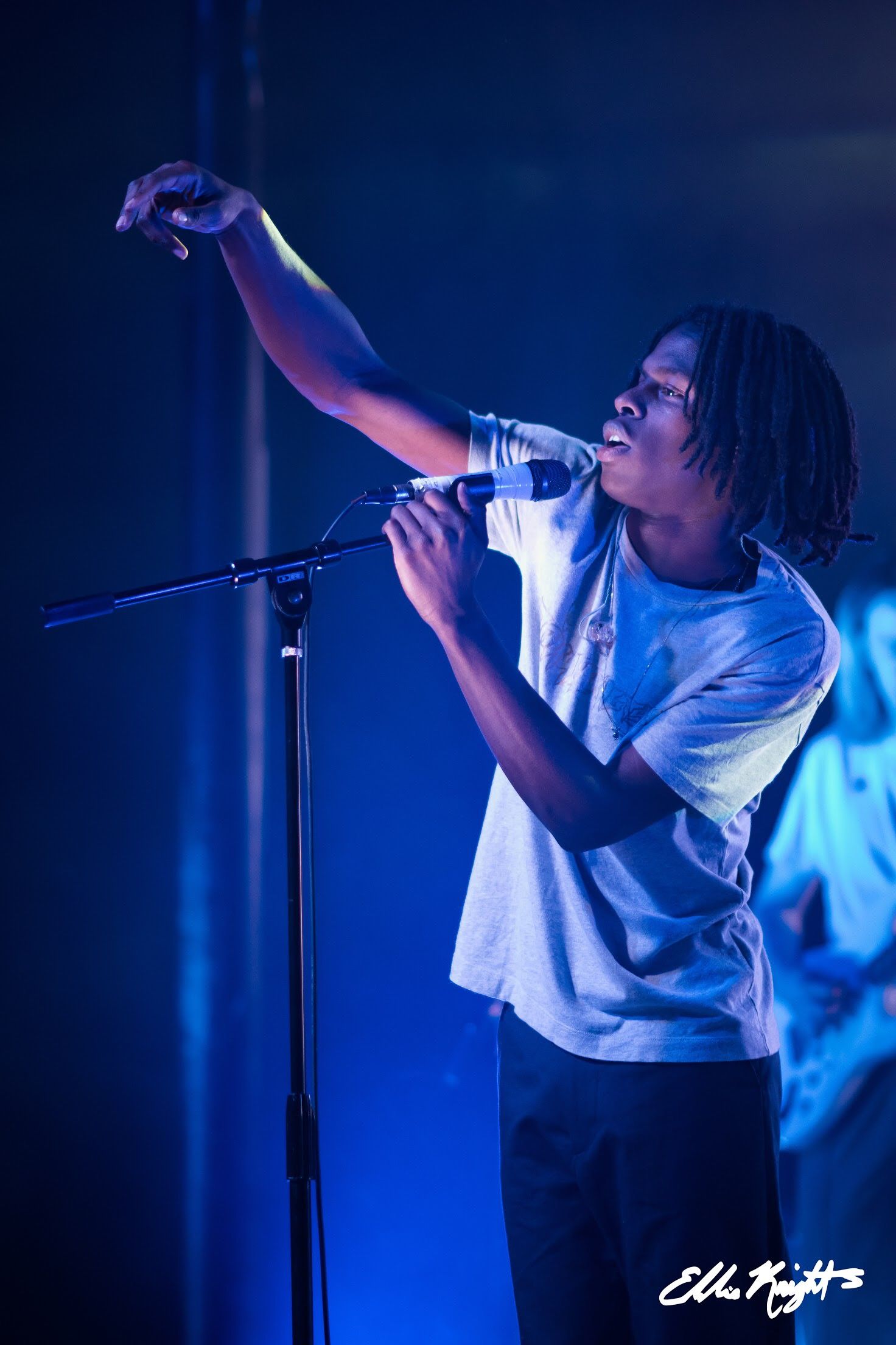 Daniel Caesar Wallpapers