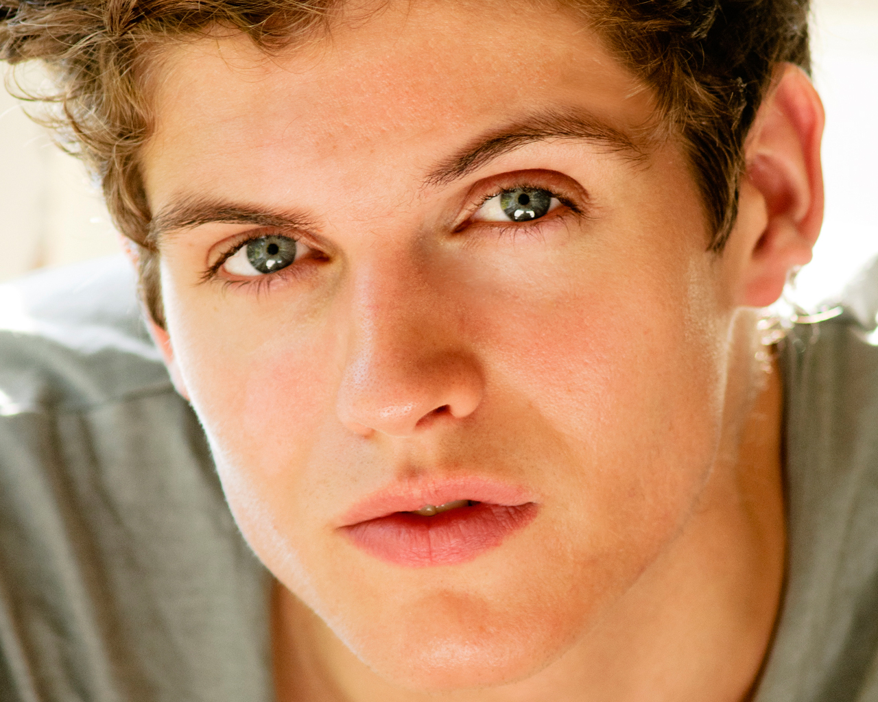 Daniel Sharman Wallpapers