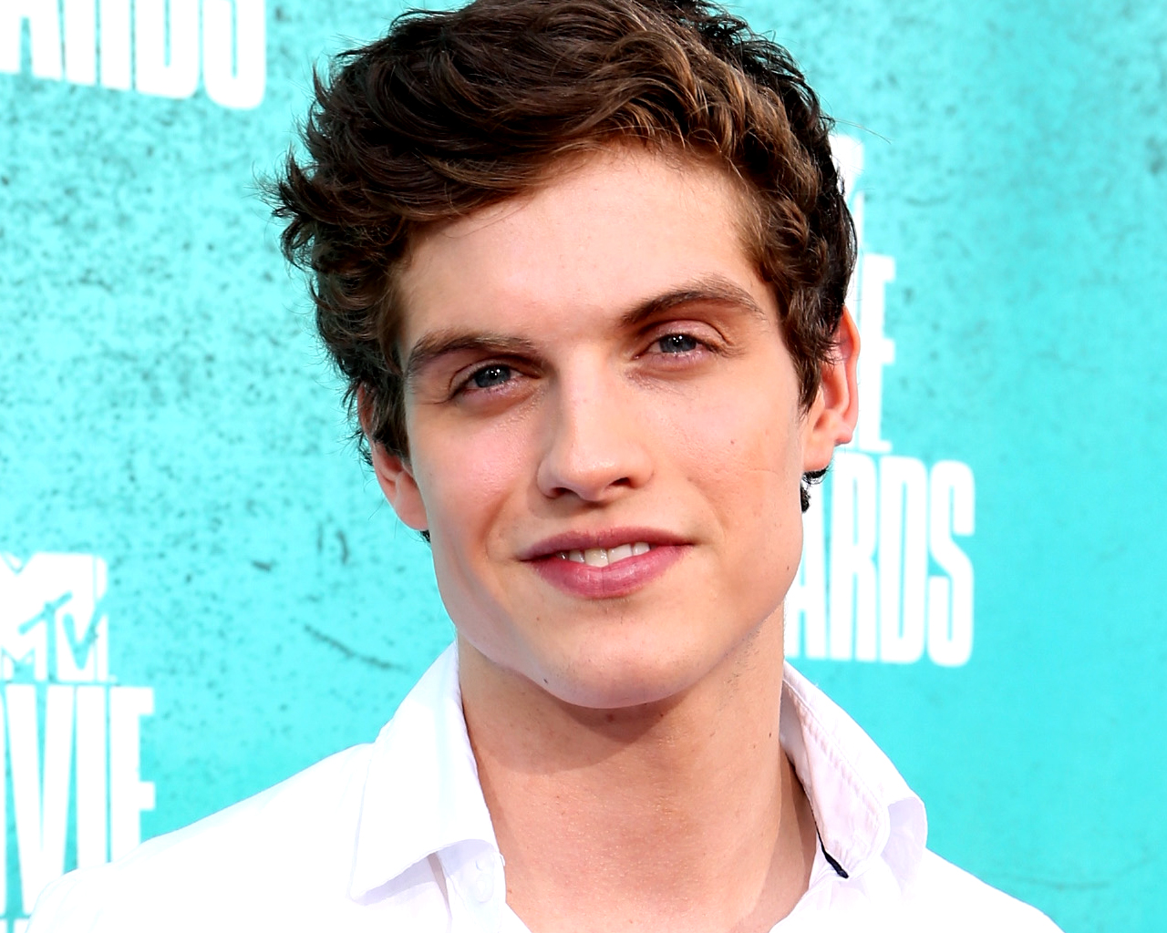 Daniel Sharman Wallpapers