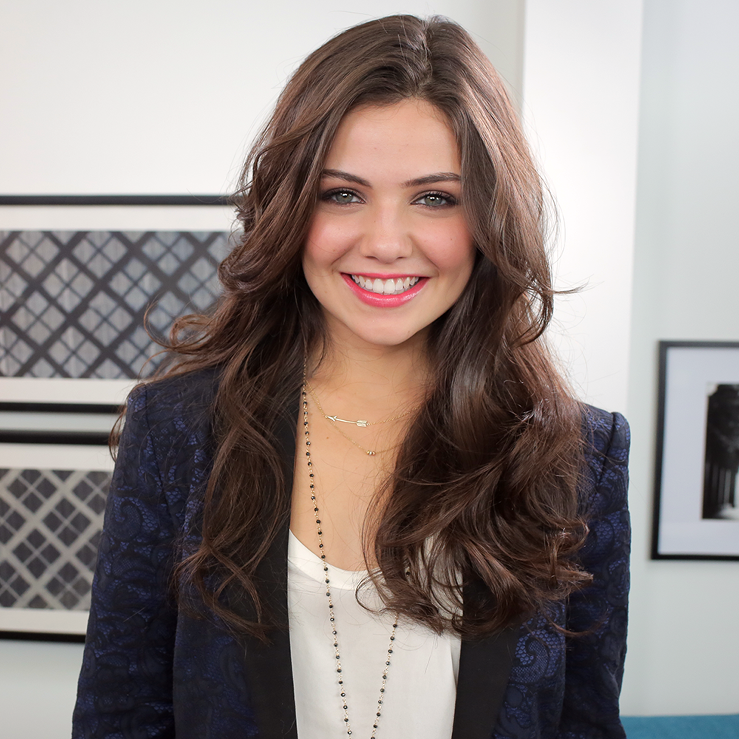 Danielle Campbell Wallpapers