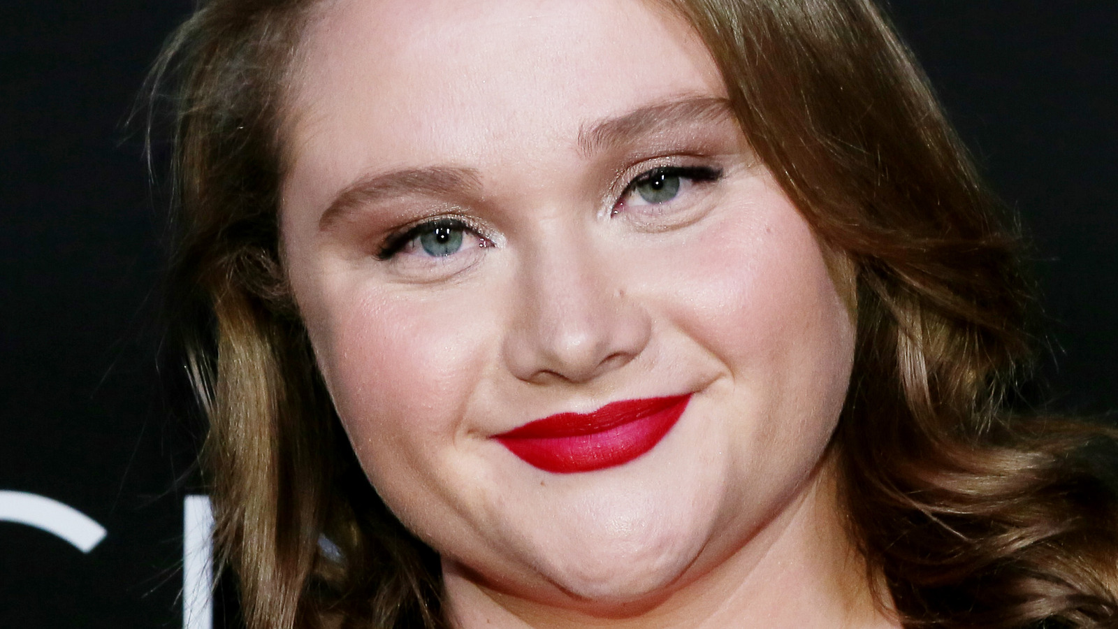 Danielle Macdonald Wallpapers